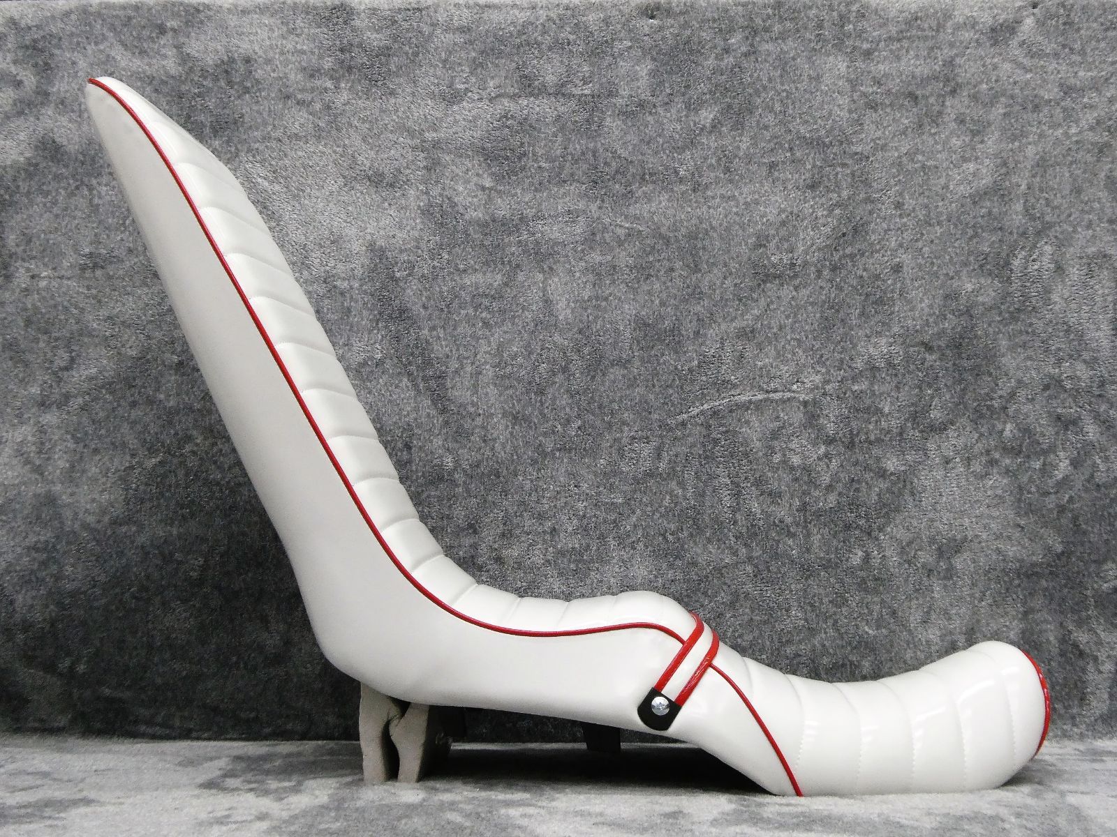 バリオス2 ZR250B 白赤エナ60cm 三段シート/Ⅱ型 後期 補強入 ホワイト