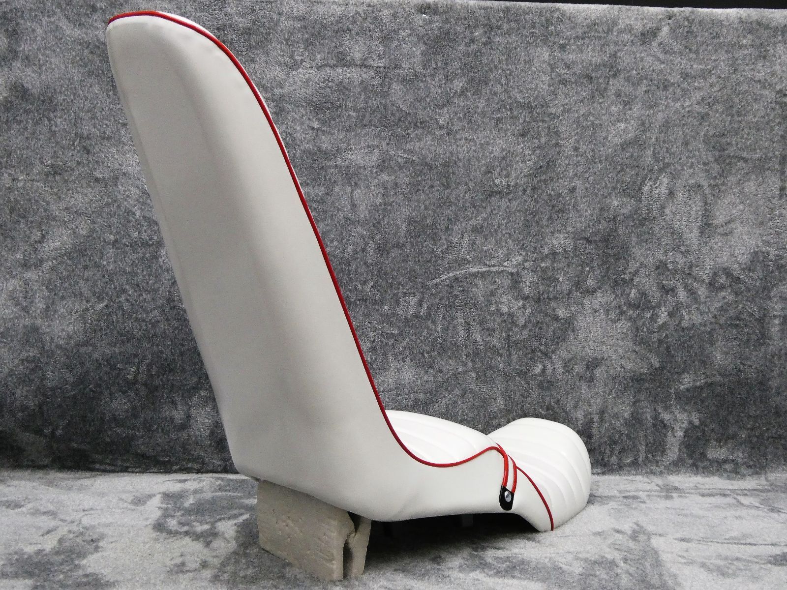 バリオス2 ZR250B 白赤エナ60cm 三段シート/Ⅱ型 後期 補強入 ホワイト