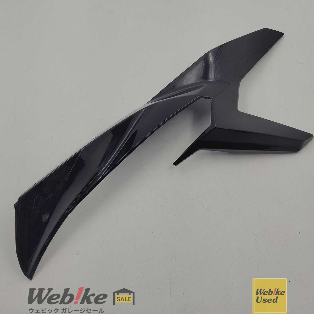 カワサキ純正中古パーツ ZX-25R サイドカバー 14093-0961-660