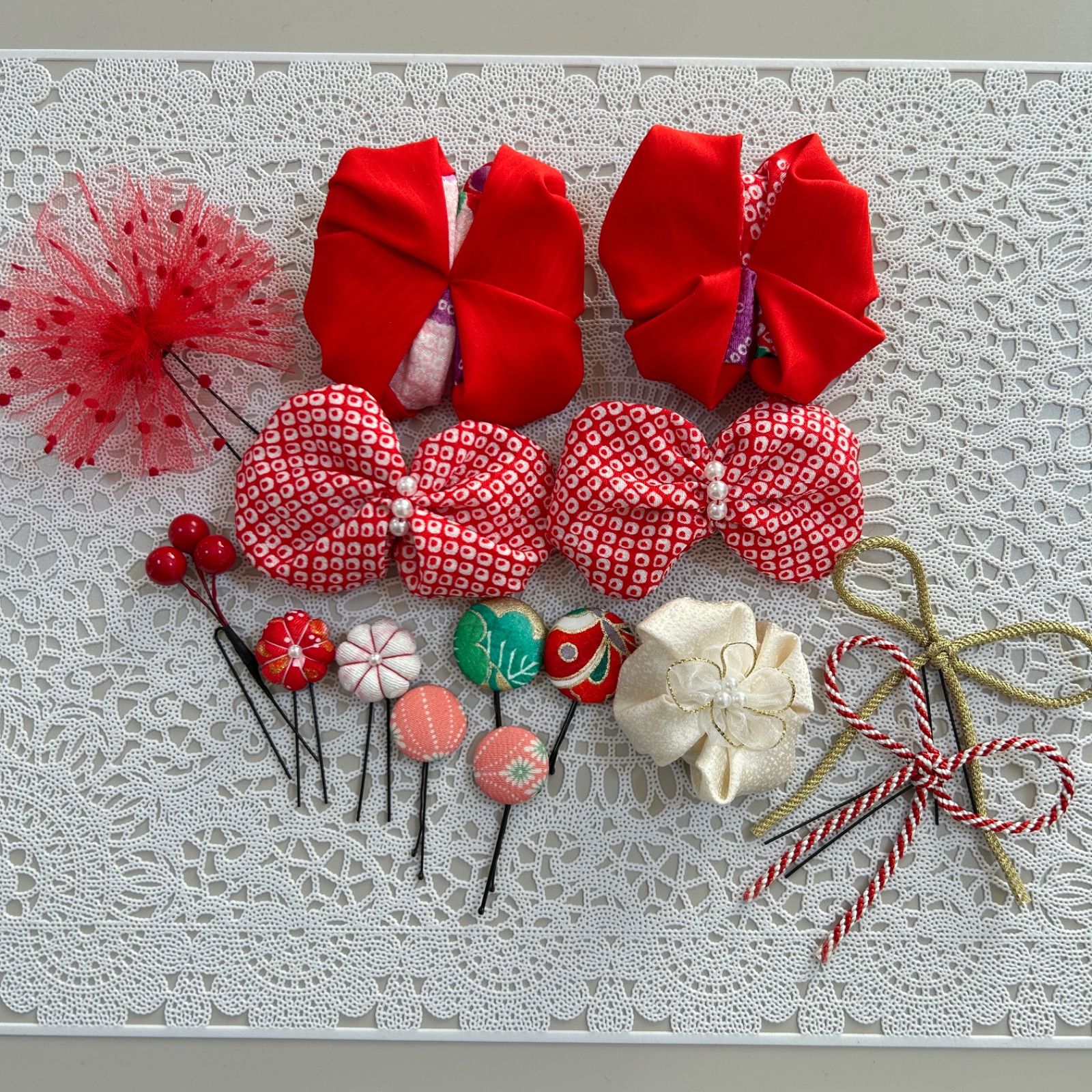 k*y様 七五三　七五三髪飾り　ヘッドドレス　着物髪飾り　リメイク髪飾り　060 A04 七五三 着物リメイク 髪飾り ハーフ成人式 ヘッドドレス リボン 前