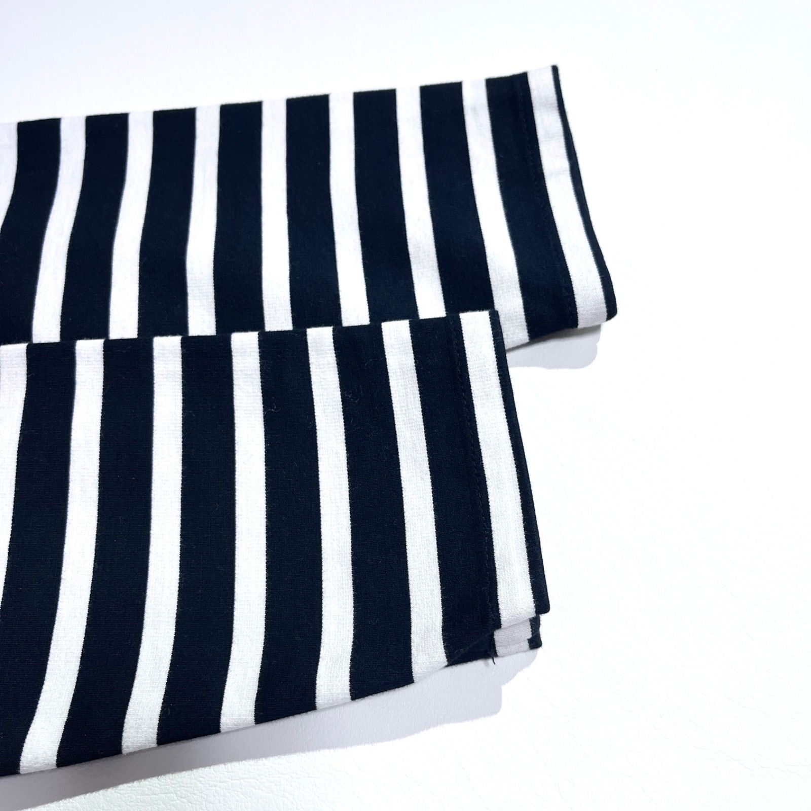 cY48 未使用級 BEARDSLEY ボーダー カットソー レース 裾 刺繍 花柄