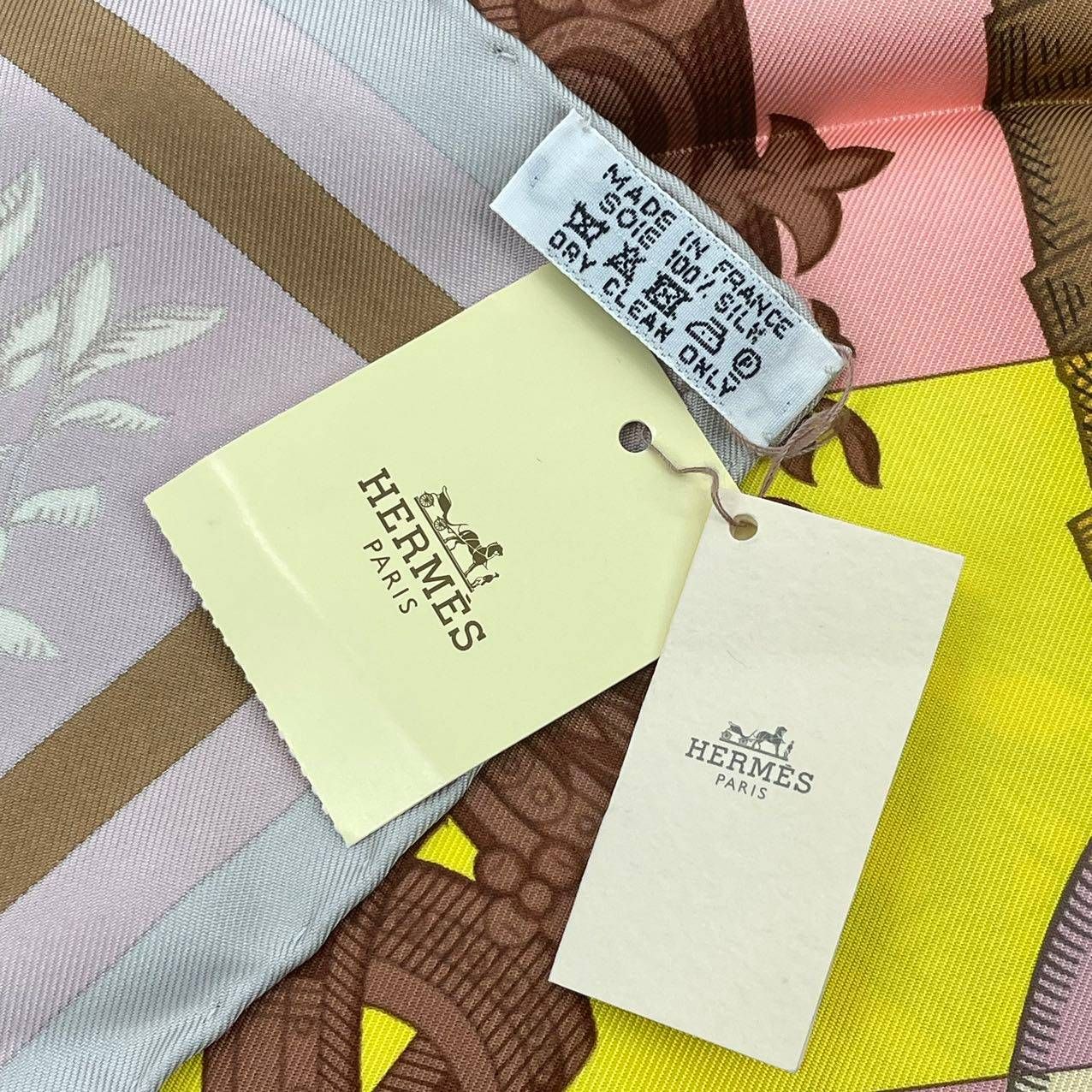 未使用品 HERMES エルメス カレ90 シルク スカーフ Della Cavalleria 