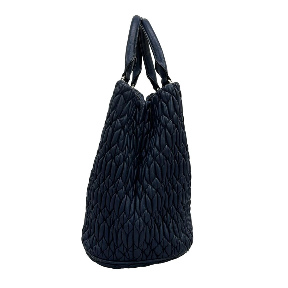 MIU MIU ネイビー本革トートバッグ miumiu(ミュウミュウ) トートバッグ