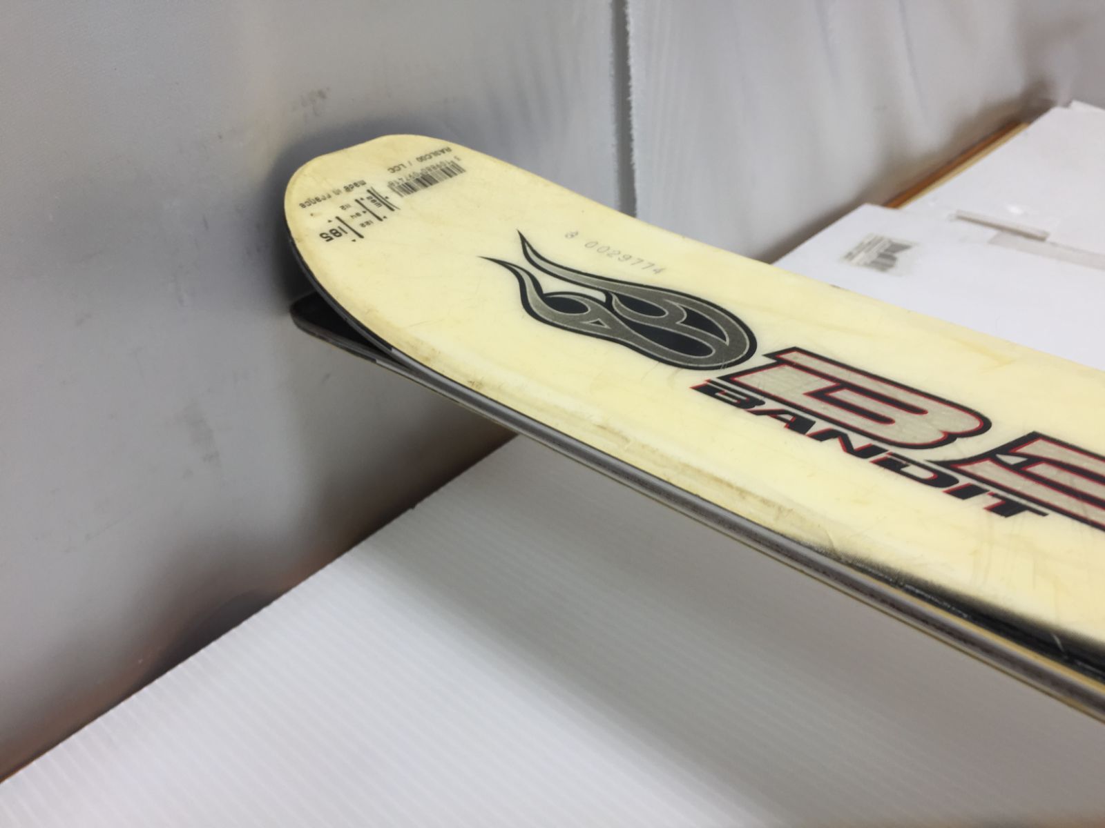 ◇メンテ済◇ スキー rossignol BANDIT B3 185 cm + Scratch 140 ski