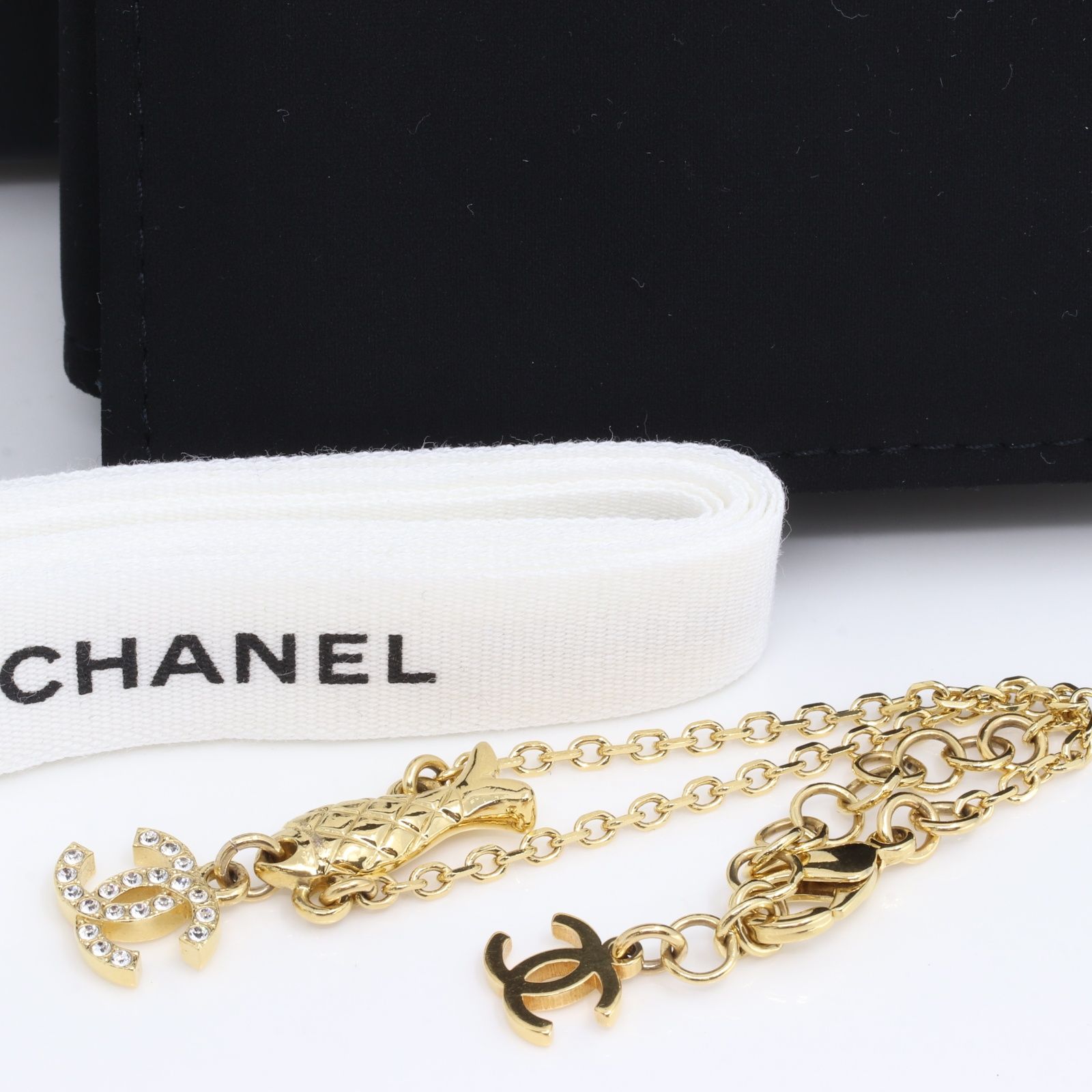 ITY8MG3CNVGI 美品 CHANEL シャネル ラインストーン ココマーク 魚 