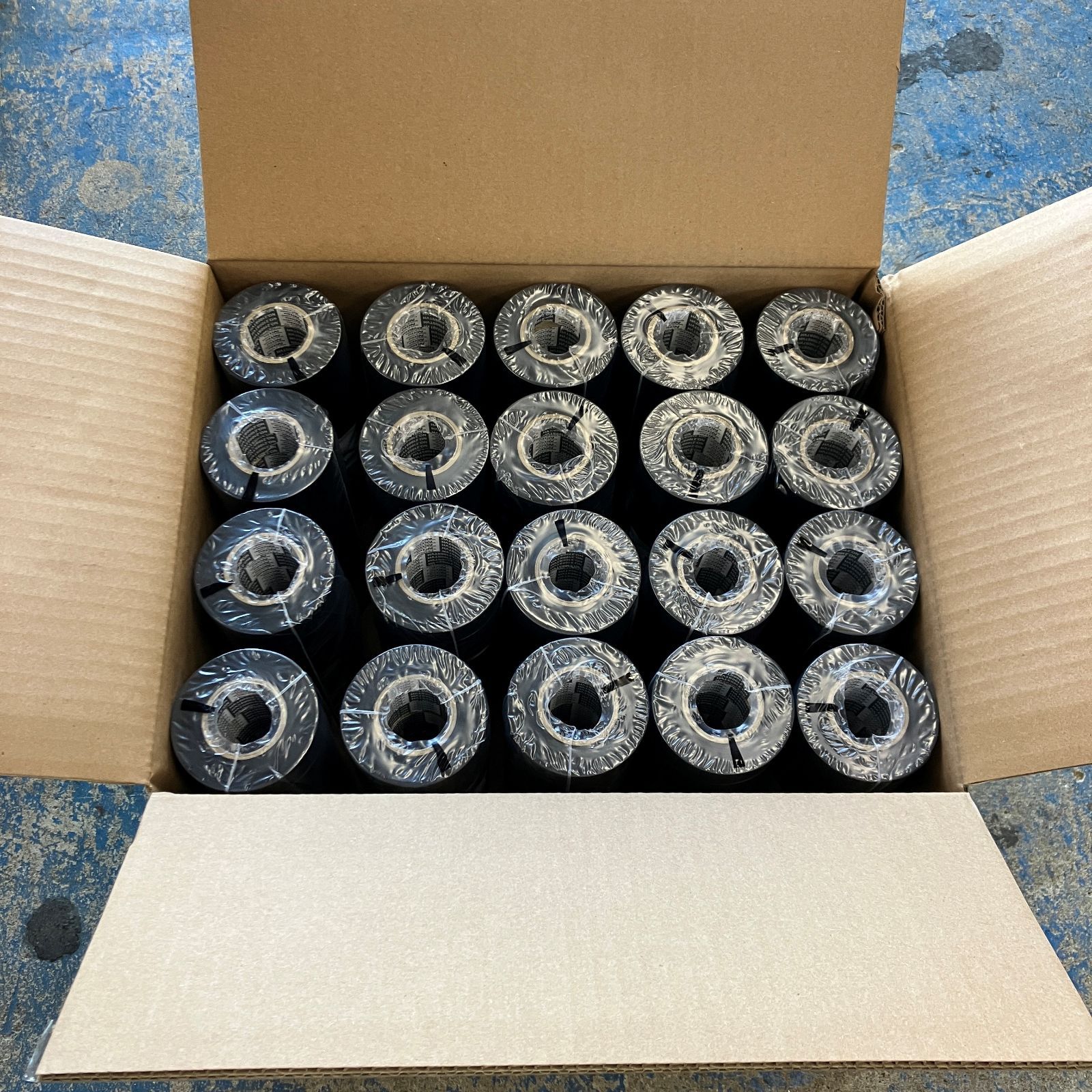 1箱 200巻!! ワイヤーハーネス結束用ビニールテープ 黒 19ｍｍ×20ｍ×0.13ｍｍ 日東電工 低VOCビニールテープ No.2100STVH 電線結束 ジョイント部保護 ニットー ナシジ A251039Y