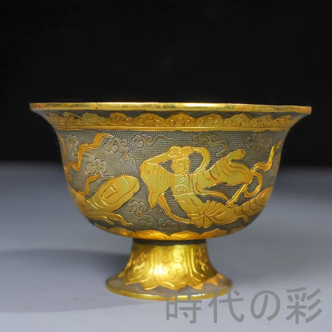 中国古美術 鍍金銅碗 鏨刻手工 酒器 茶器 細密細工 置物 古賞物 古擺件 唐物 中国古美術 鍍金銅碗 鏨刻手工 酒器 茶器 観賞用 伝統金属工芸 収蔵