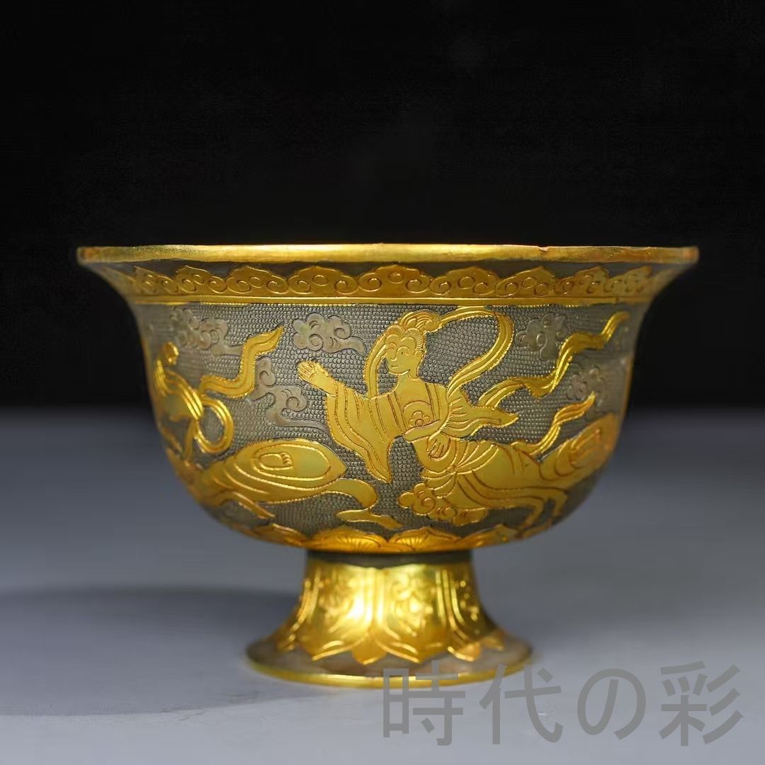 中国古美術 鍍金銅碗 鏨刻手工 酒器 茶器 観賞用 伝統金属工芸 収蔵