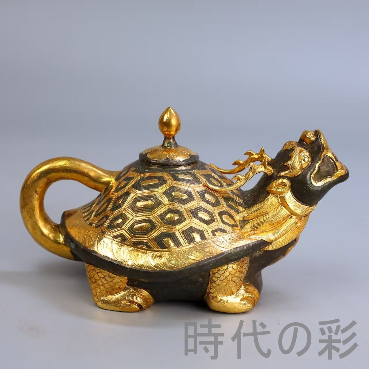 中国古美術 鏨刻酒器揃 描金 純銅製 茶道具 酒道具 宴席用 金属工芸 細密細工 中国古美術 鍍金銅製 鏨刻酒器揃 描金 純銅製 茶酒兼用 宴席用 伝統