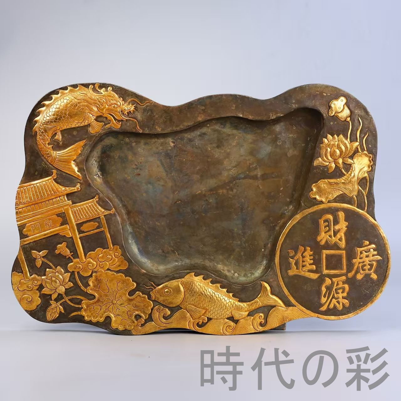 中国古美術 旧蔵 鏨刻描金彩絵 招財鹿一対 純銅 高浮彫 極細工 古銅器 置物 中国古美術 鍍金銅製 鏨刻酒器揃 描金 純銅製 茶酒兼用 宴席用 伝統