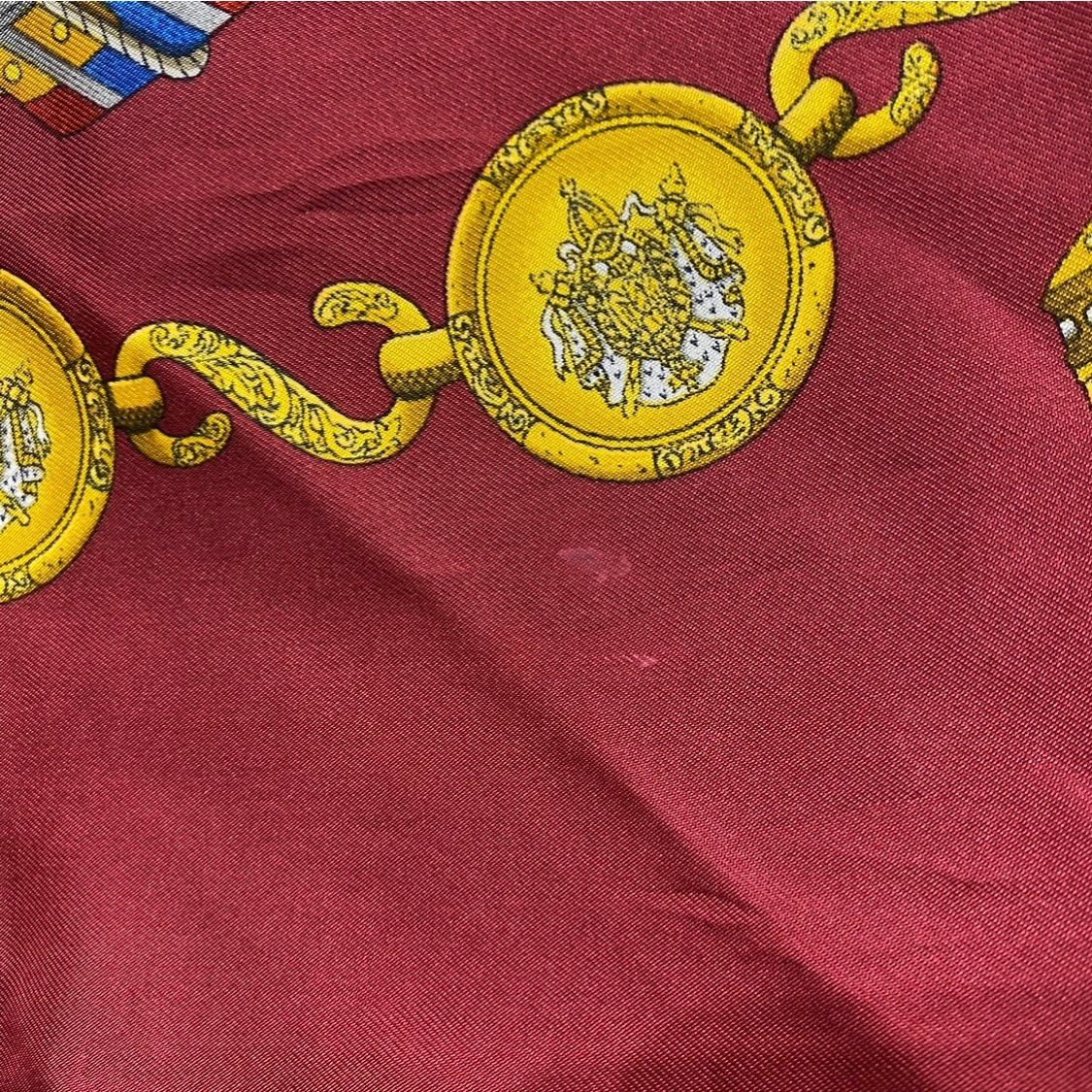 エルメス カレ90 LES TAMBOURS シルクスカーフ タンブールの太鼓 王冠