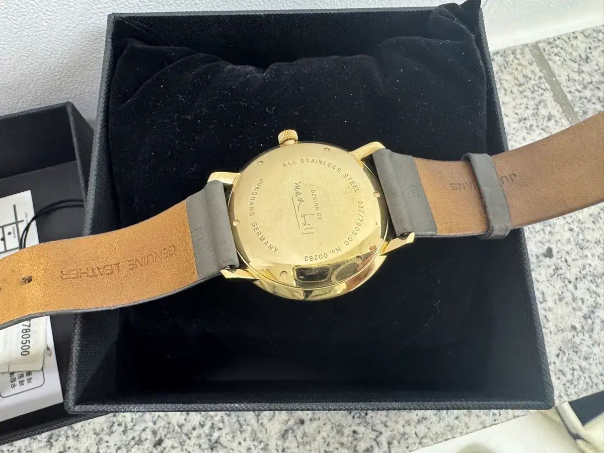  ユンハンス マックスビル オートマティック 38mm ゴールド 防寒対策 自動巻き時計 腕時計(アナログ)