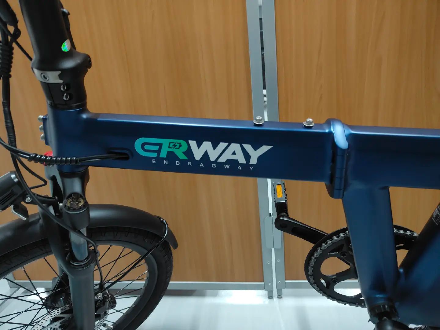 新春SALE開催中！】折りたたみ電動アシスト自転車 ERWAYA02 ネイビー