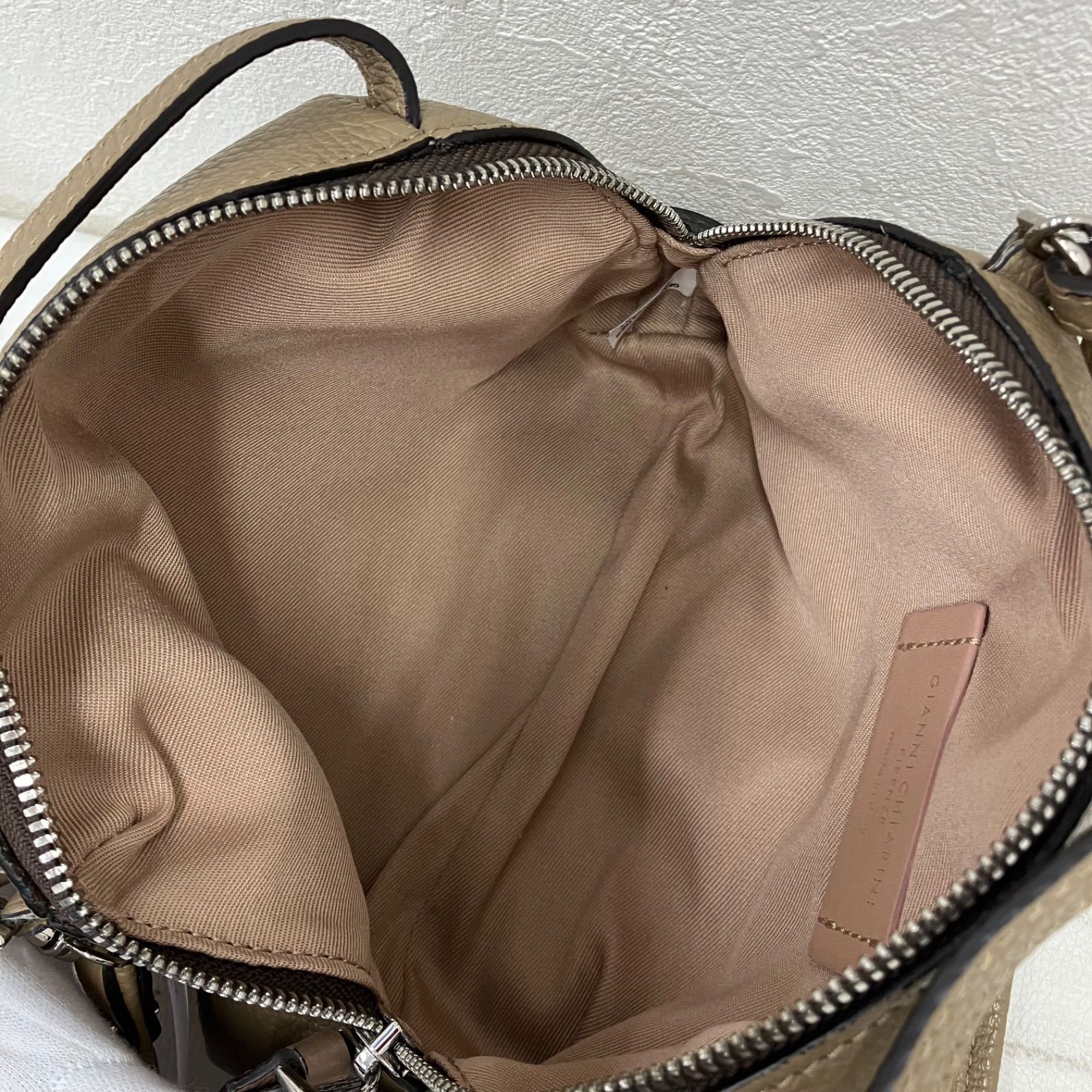 8424 GIANNI CHIARINI ジャンニキアリーニ ハンドバッグ 2way 