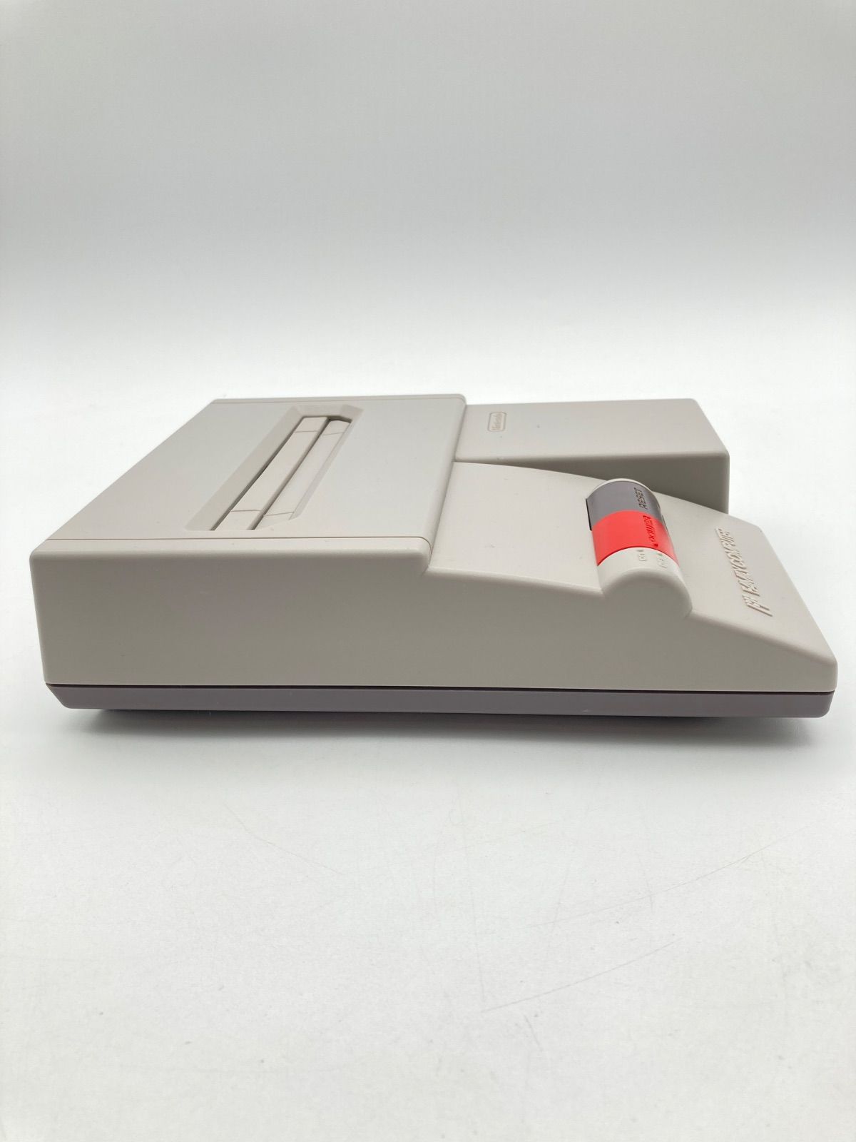 ニューファミコン 本体