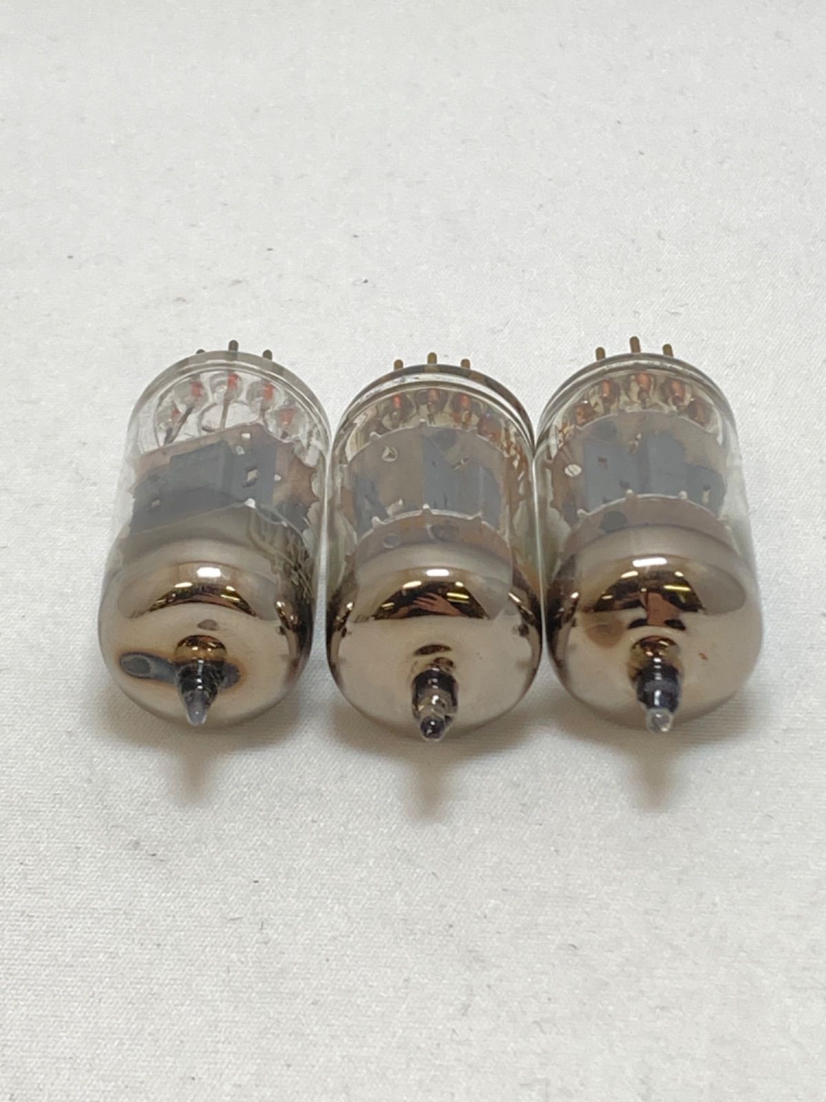 ☆ メーカー/型番不明 真空管 3点セット - メルカリ
