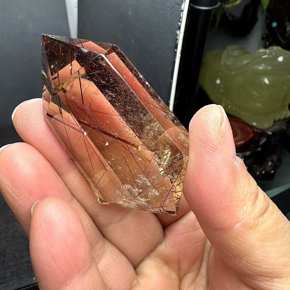 AAAAAAAAAA級天然ゴールドルチルクォーツ六角柱0109/YS/10605/228C