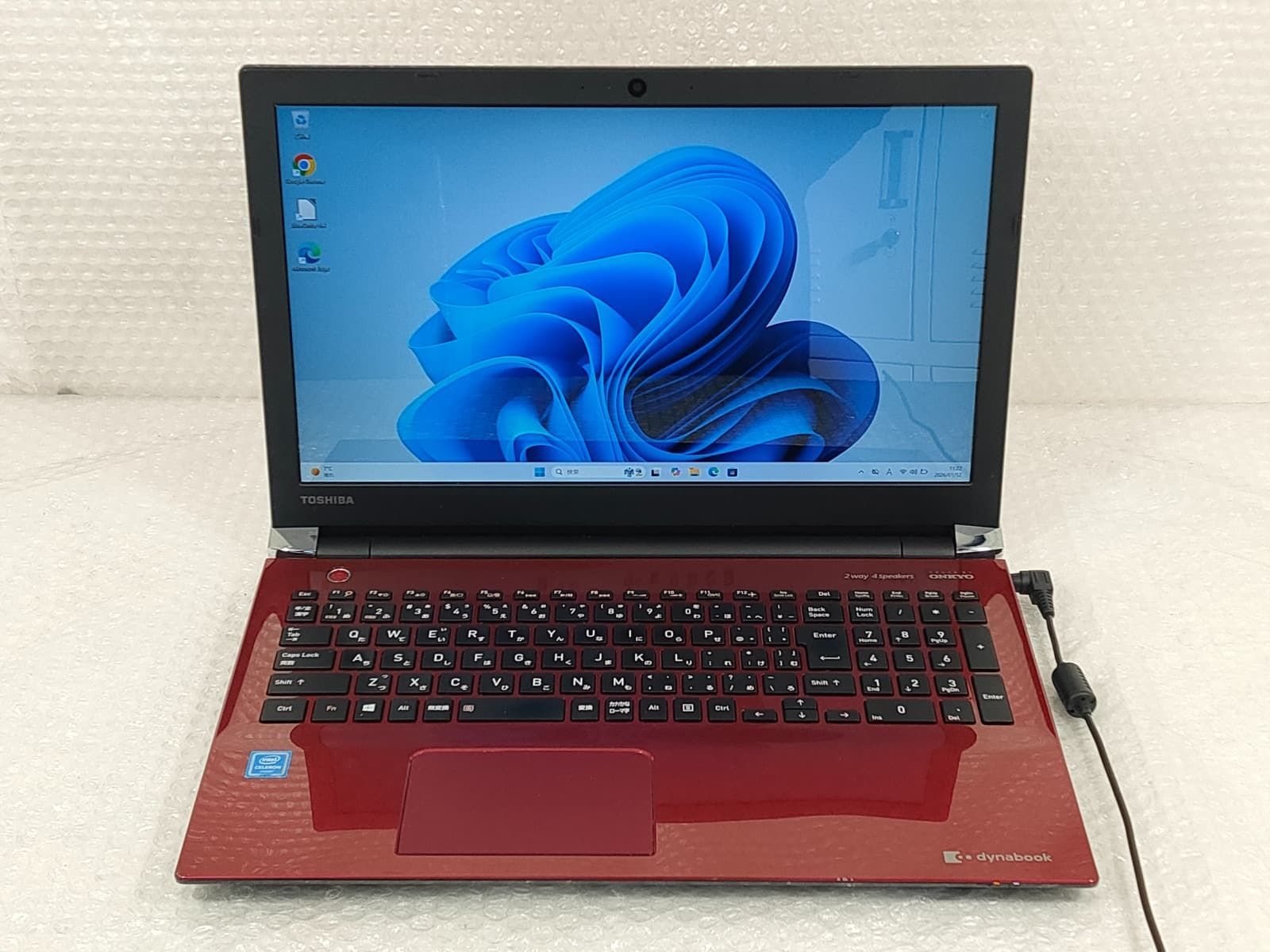TOSHIBA dynabook T45/GR Celeron 3865U/4GB/500GB HDD/Windows11/15.6