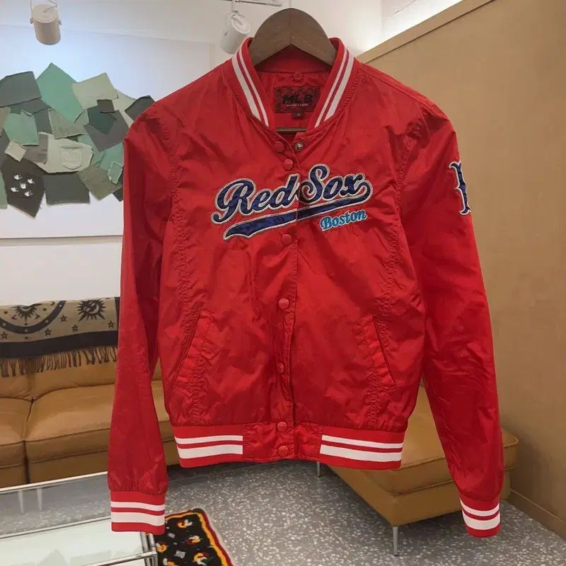 MLB ボストン レッドソックス レトロ ウィンドブレーカー スタジャン