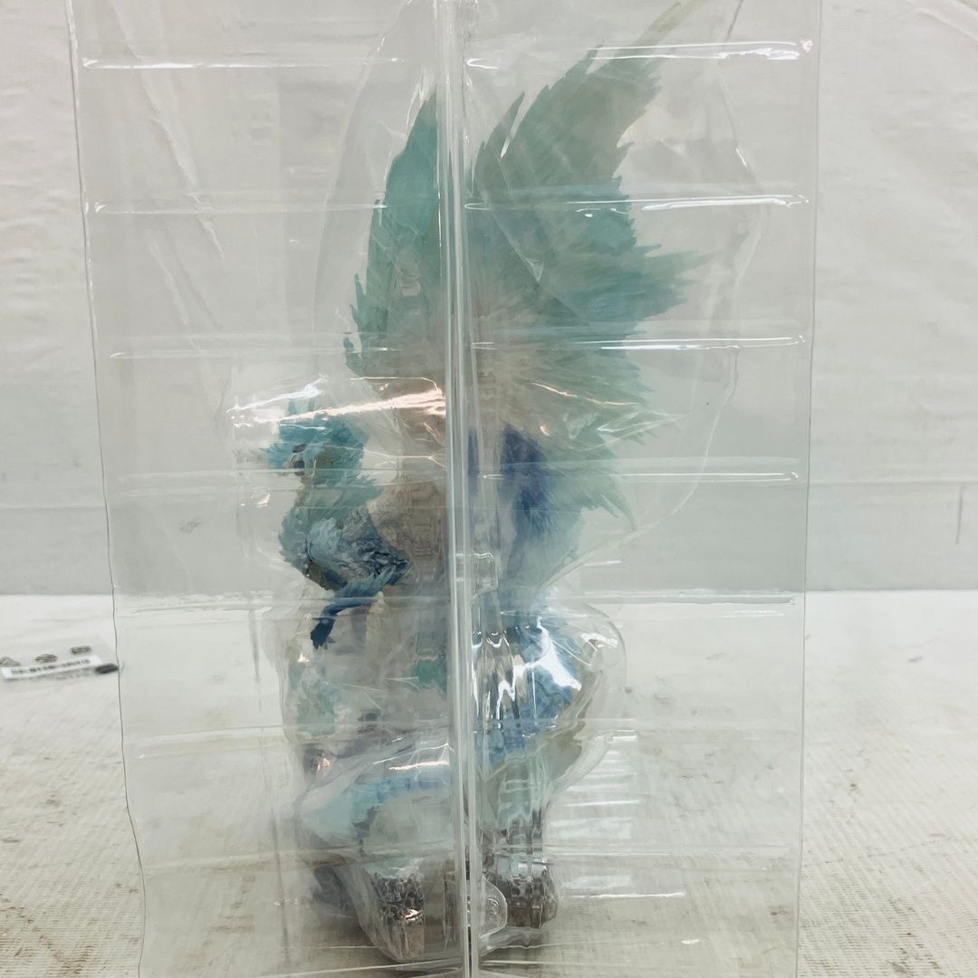 MobileFantasy】中古 美品 モンスターハンターワールド：アイスボーン