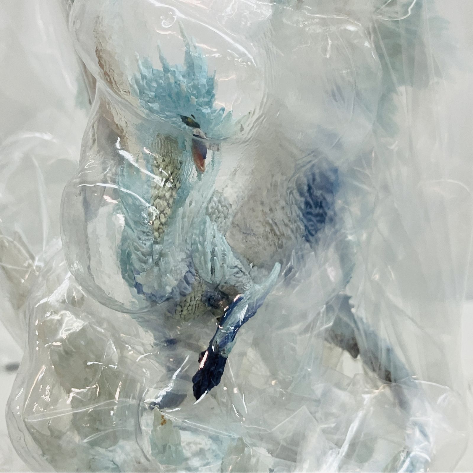 【中古】MHW:アイスボーン コレクターズエディション　イヴェルカーナ 中古】MHW:アイスボーン コレクターズエディション イヴェルカーナ