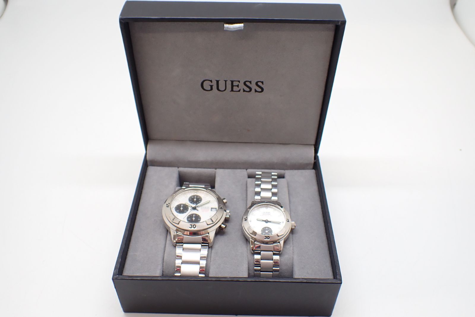 54120】GUESS ペアウォッチ P165GL メンズ レディース クロノグラフ 