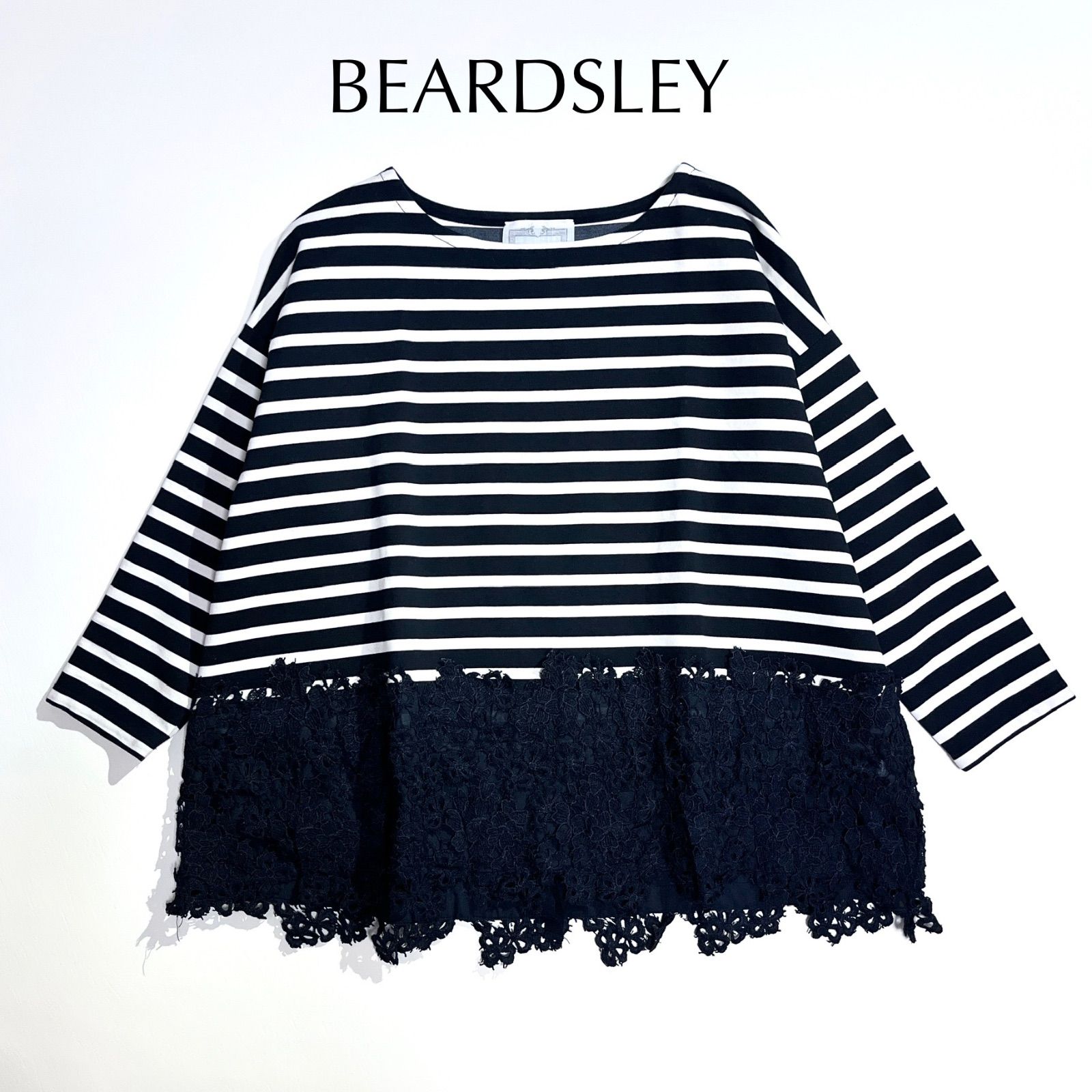 cY48 未使用級 BEARDSLEY ボーダー カットソー レース 裾 刺繍 花柄