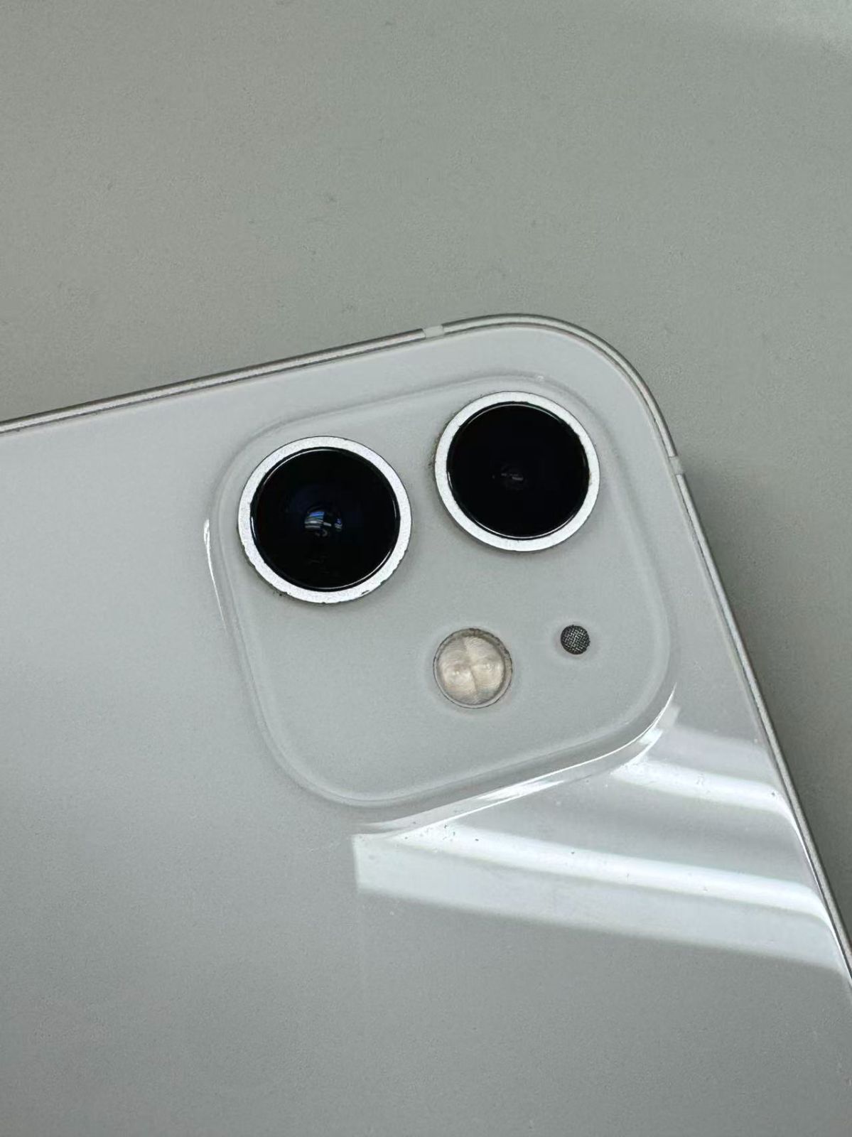 美品 電池77%SIMフリー iPhone12 64GB ホワイト - メルカリ