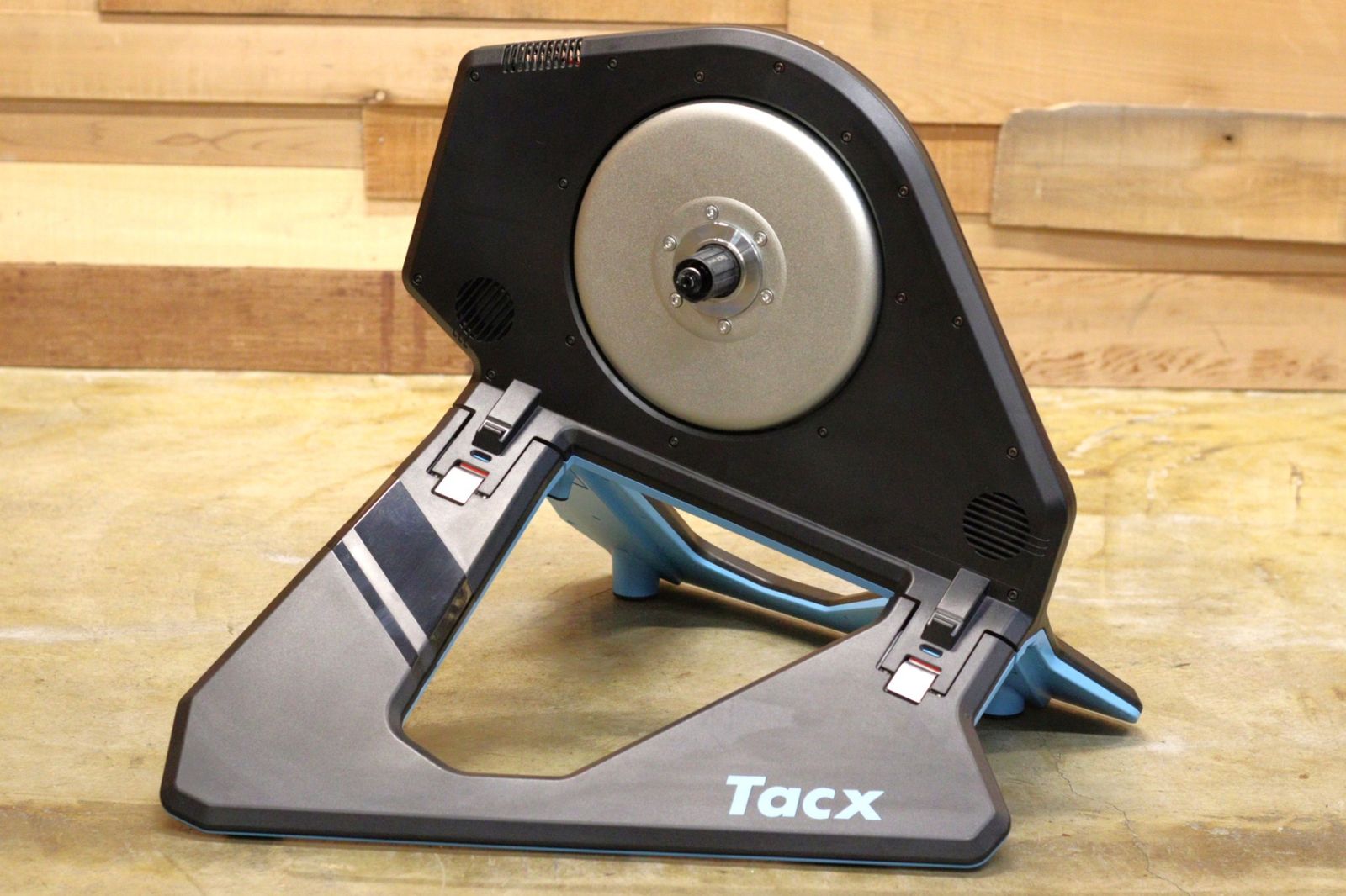 Tacx NEO 2 スマートトレーナー QR専用 補修歴あり TacxNEO2スマート