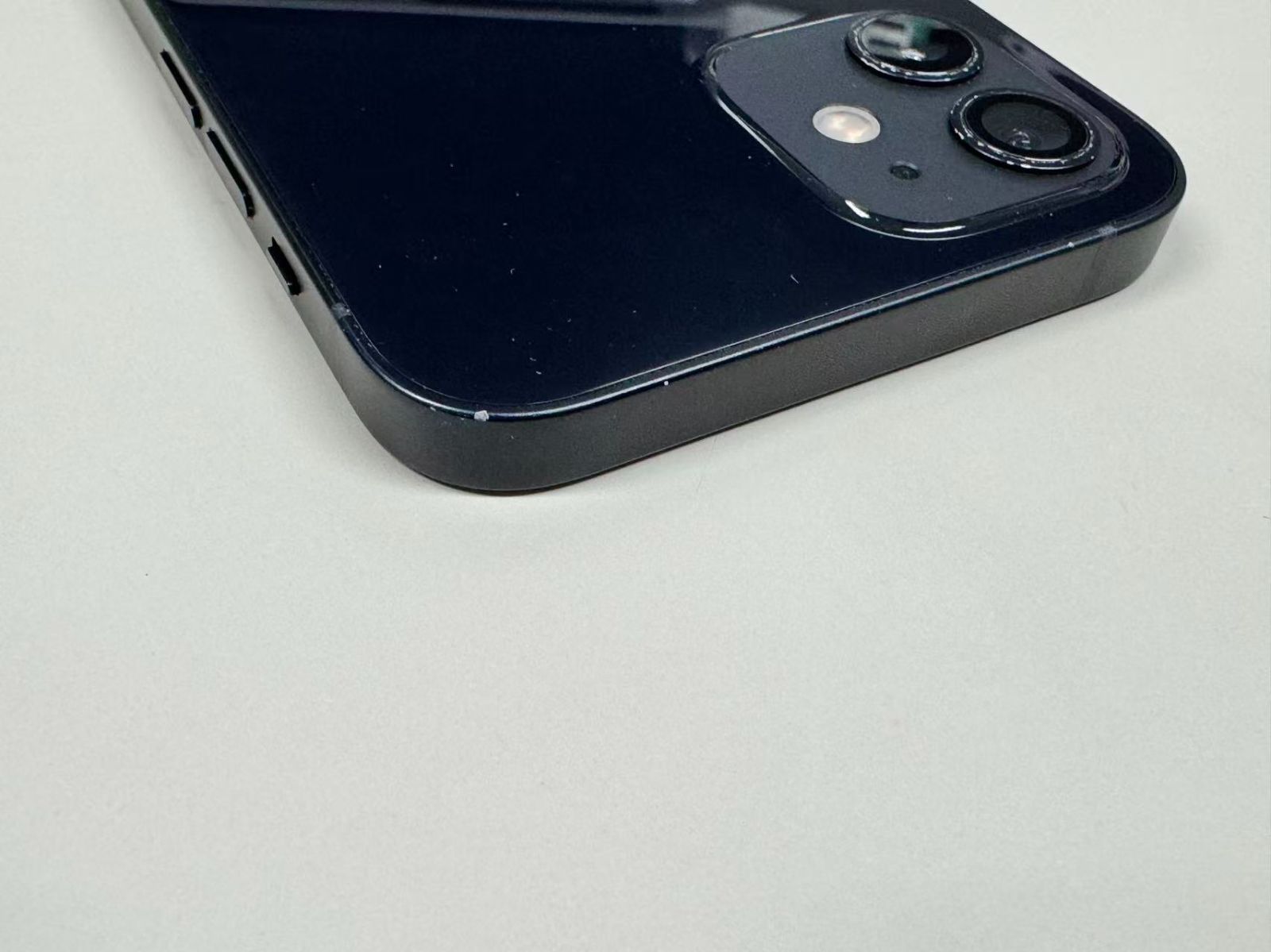 M35【即日発送】バッテリー100% iPhone12 ブラック 64GB 電池100%SIMフリー iPhone12 64GB ブラック - メルカリ