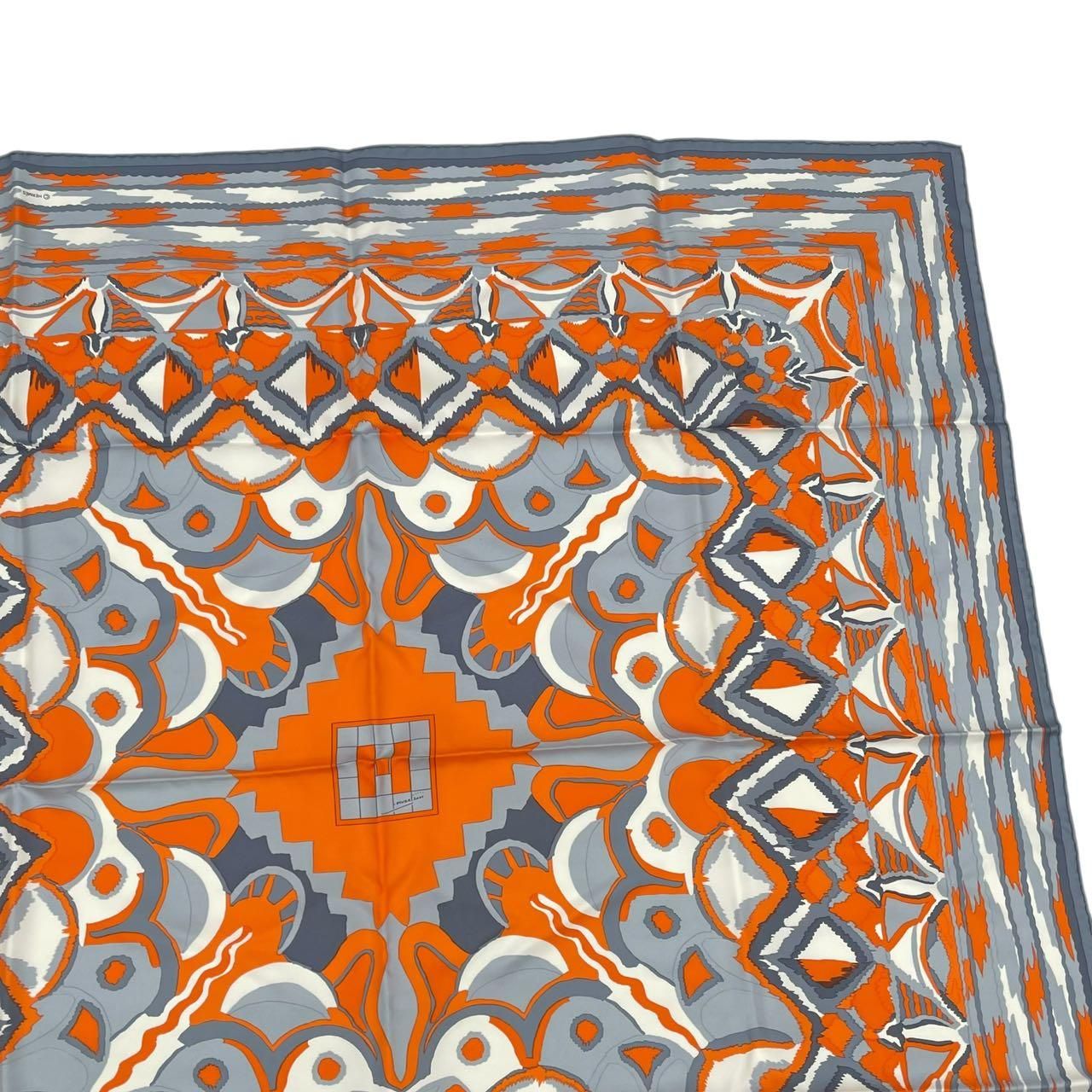 新品同様 HERMES エルメス スカーフ シルク カレ90 銀座店オープン記念