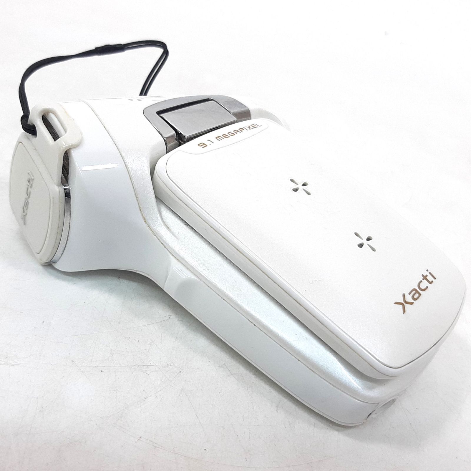SANYO Xacti DMX-CG9 ホワイト - メルカリ