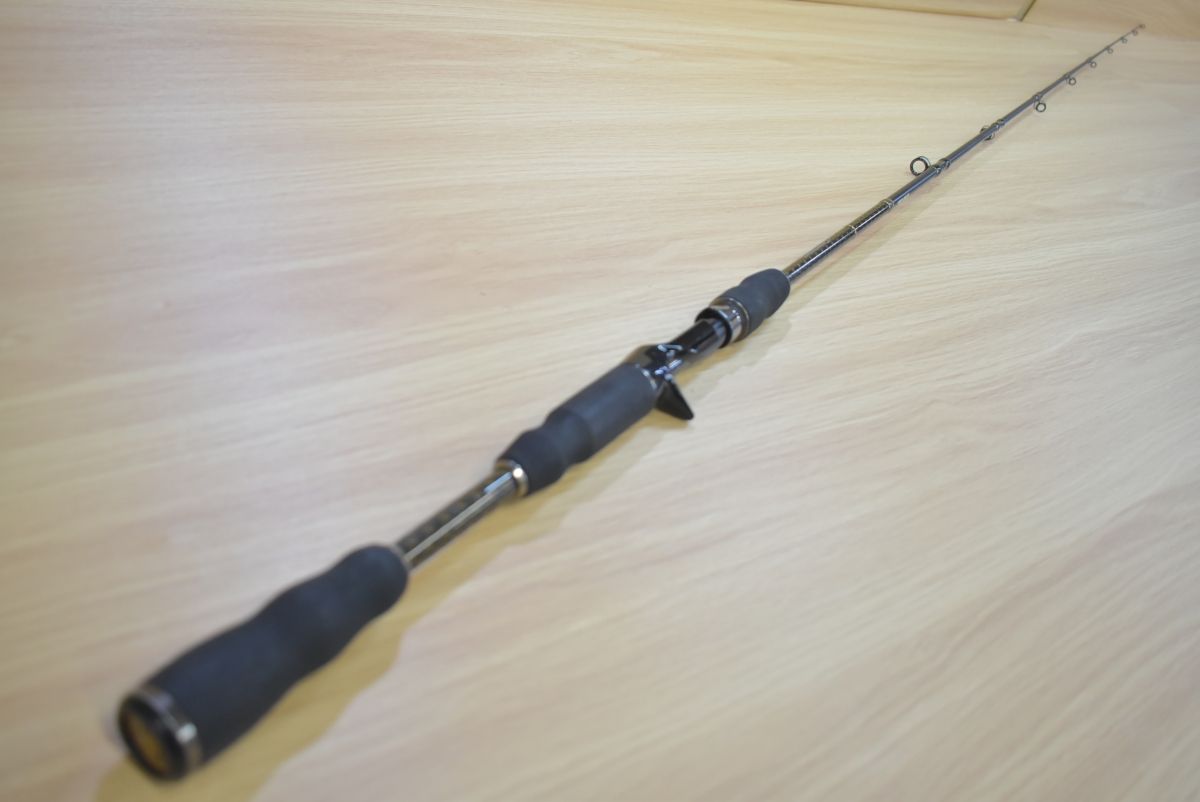 TMJC-70H ワンピースバスロッド　エバーグリーン　テムジン　JIN エバーグリーン テムジン エゴイスト TMJC-70H コンバットスティック