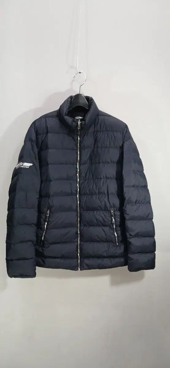 Titleist(タイトリスト) ネイビー ダウン アウター - メルカリ