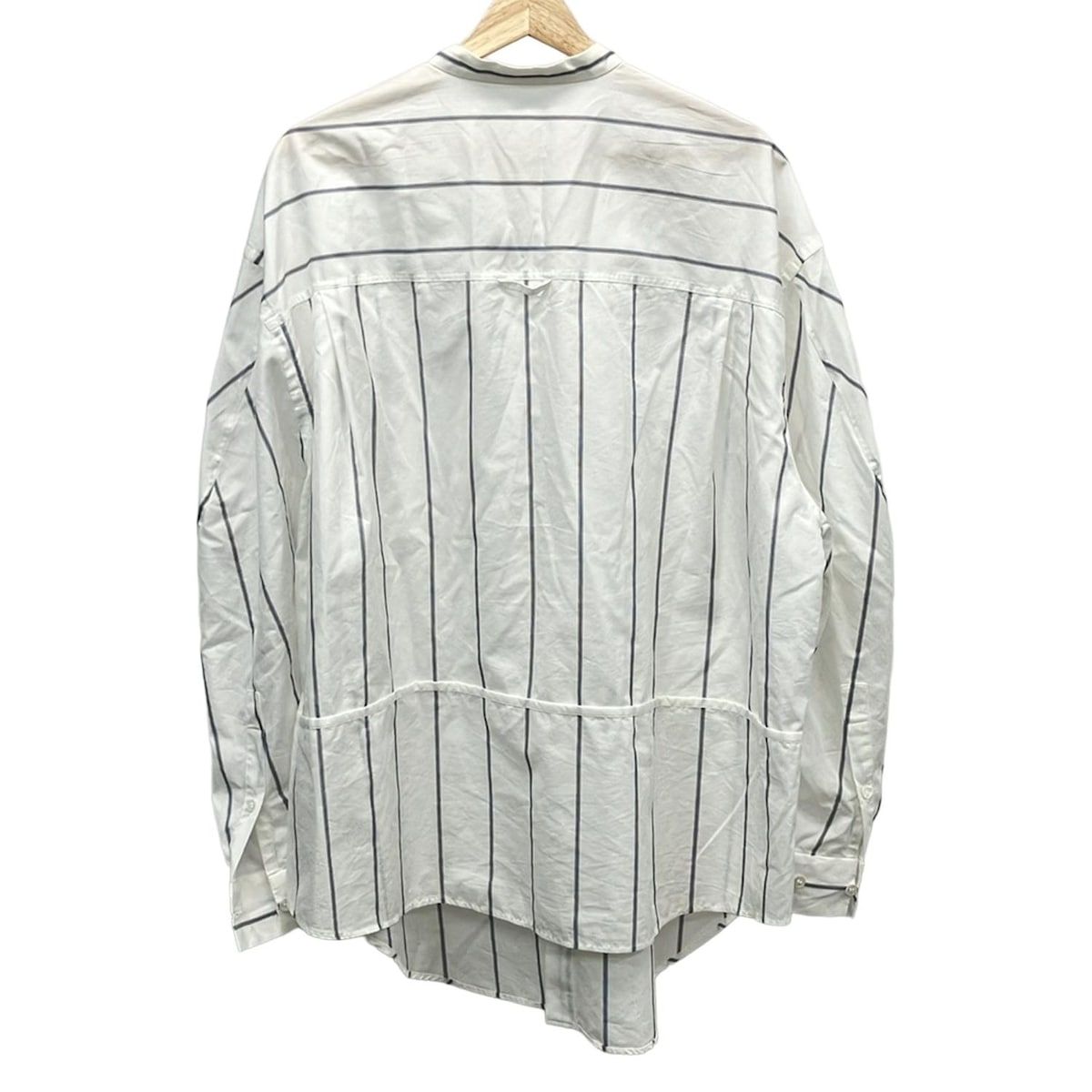 LOHEN ローヘン　ストライプシャツ LOHEN(ローヘン) 長袖シャツブラウス サイズUNISEX レディース美品 白