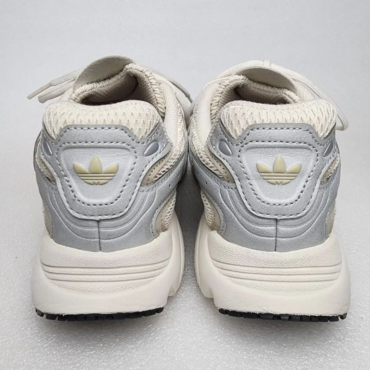 【ミー】 アディダス オリジナル オーズ ミーレン レディース スニーカー (245mm