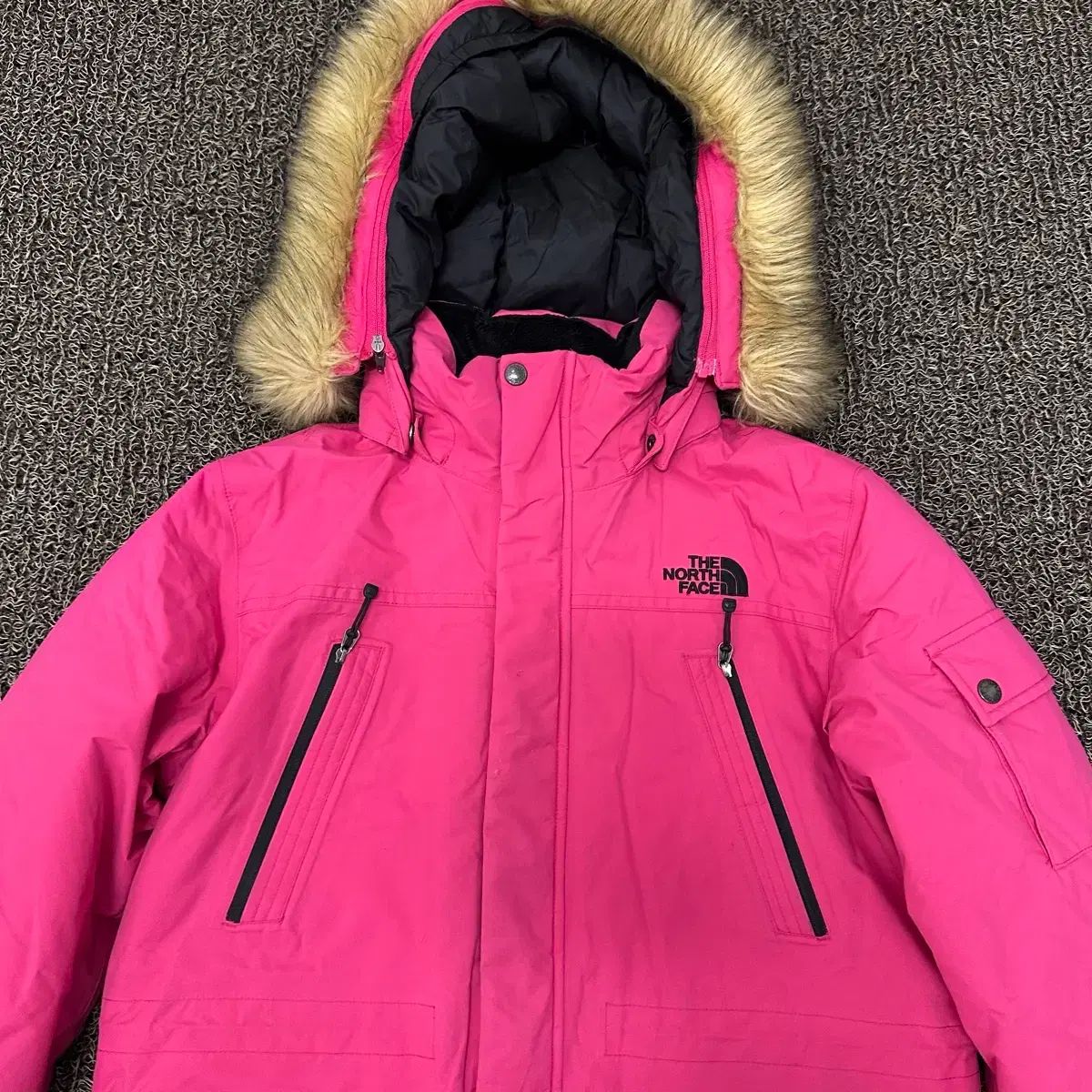 THE NORTH FACE ノースフェイスキッズ ピンク ジャケット140 SALE】ノースフェイスダウンジャケットピンク キッズ140
