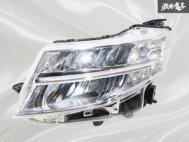 トヨタ 純正 M900A M910A ルーミー 前期 LED ヘッドライト ヘッド