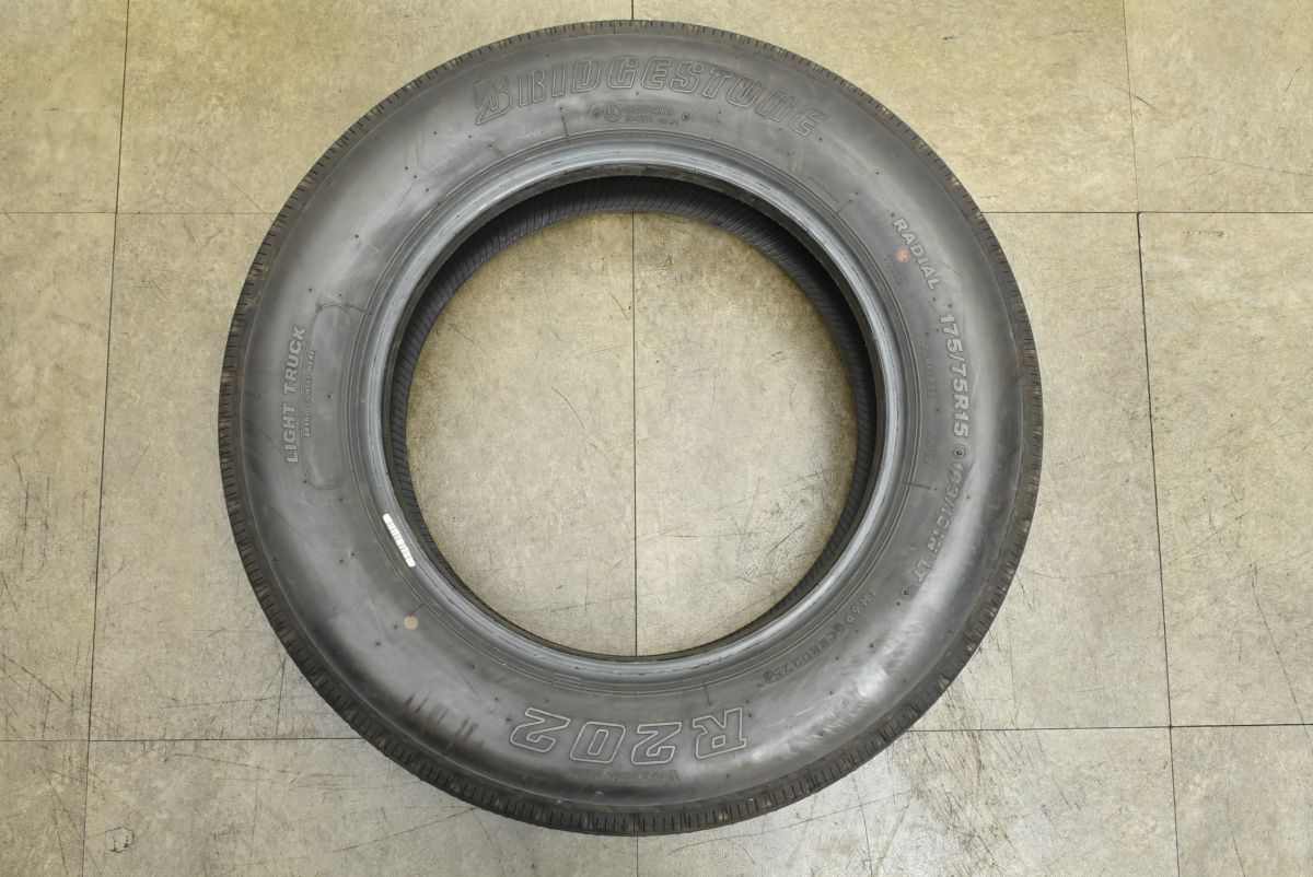 2025年製 新車外し品】ブリヂストン V-STEEL RIB R202 175/75R15 LT 6