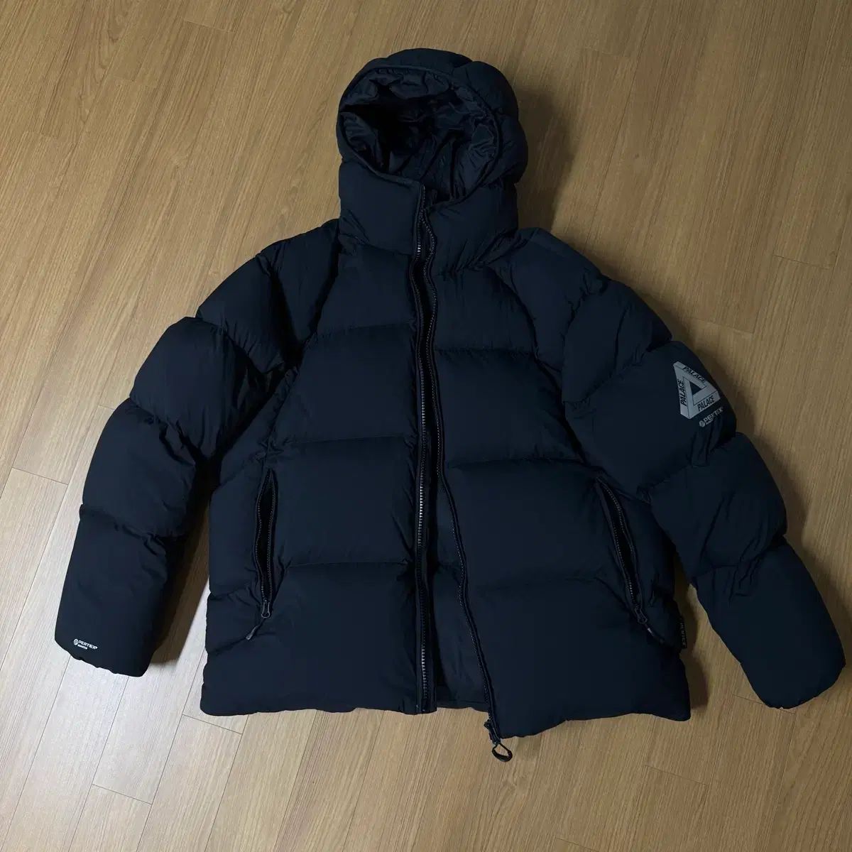 palace skateboard ダウンジャケット バラクラバ付き 【公式通販】