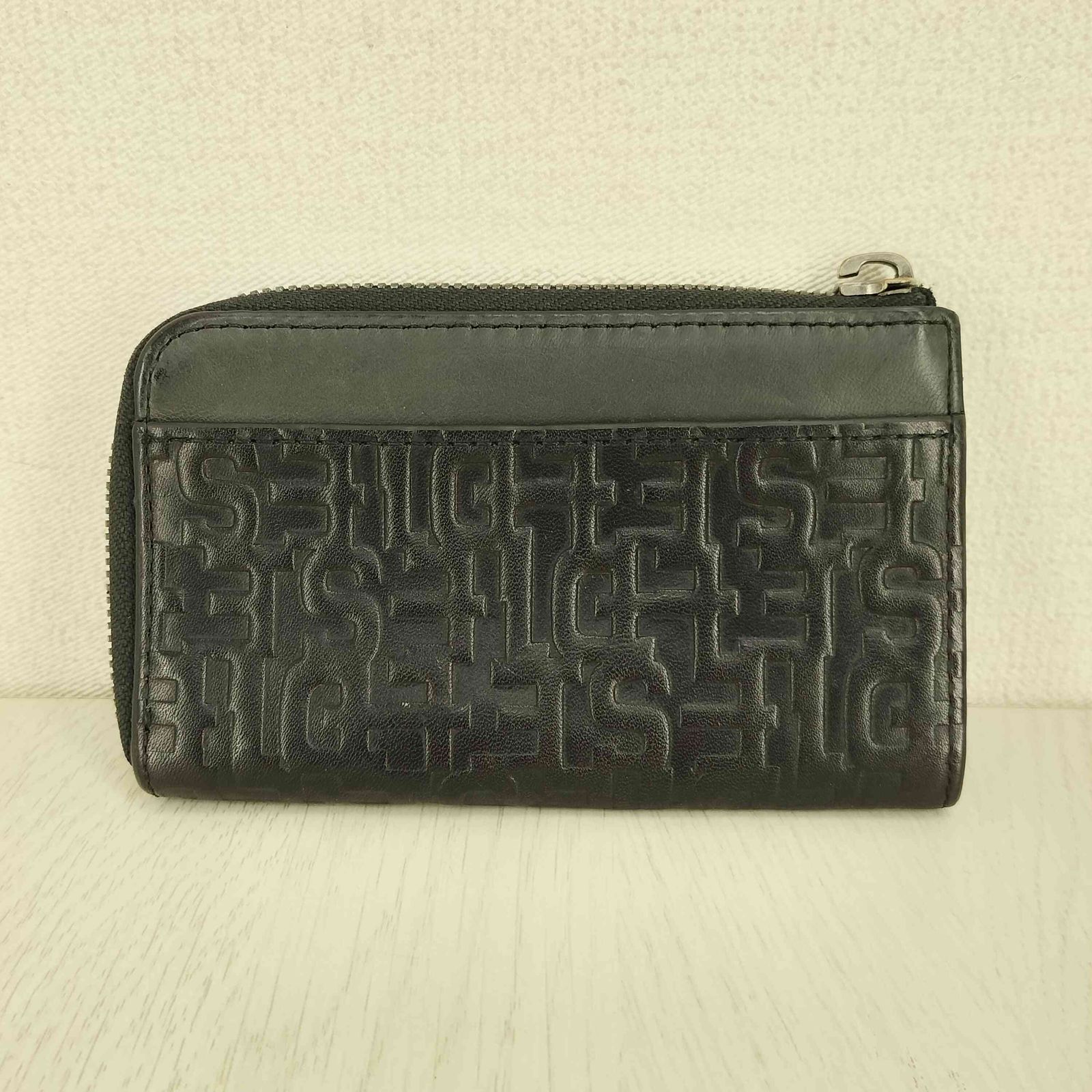 DIESEL(ディーゼル) エンボスロゴ 本革 キーリング付ケース メンズ ディーゼル DIESEL エンボスロゴ 本革 キーリング付コインケース