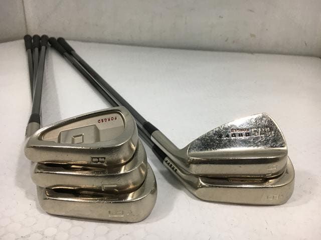 【中古ゴルフクラブ】(5本セット)ダイワ(グローブライド) ONOFF フォージドアイアン 黒(KURO) 2017 D/G 6〜9.P【14日間返品OK】 返品OK 【中古ゴルフクラブ】(5本セット)ダイワ(グローブライド) ONOFF