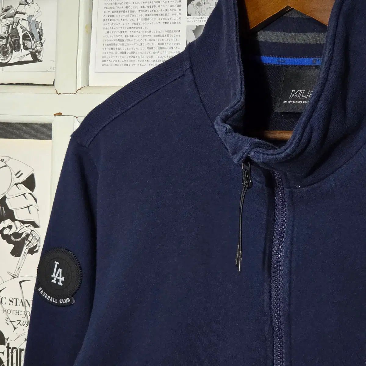 MLB LAドジャーズ 刺繍 ロゴ ネイビー ジップアップ - メルカリ