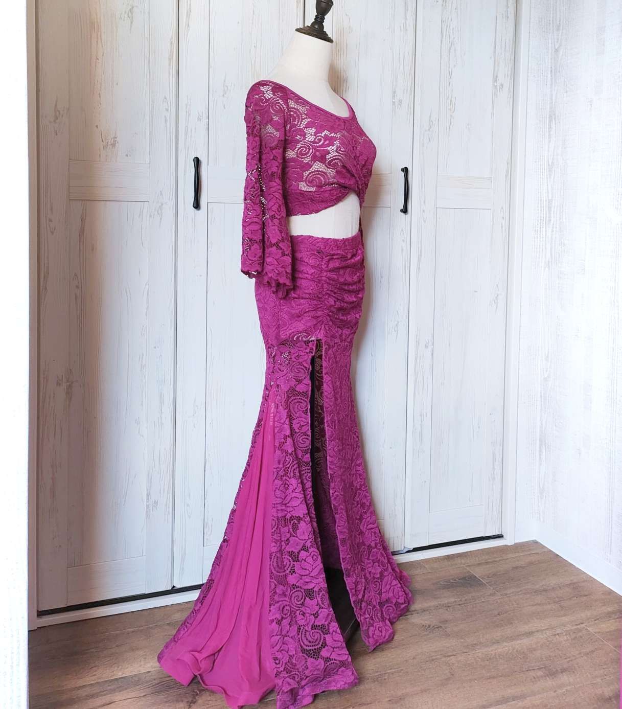 ☆新品☆ベリーダンス衣装ドレス 花柄レースセットアップ レッスン着