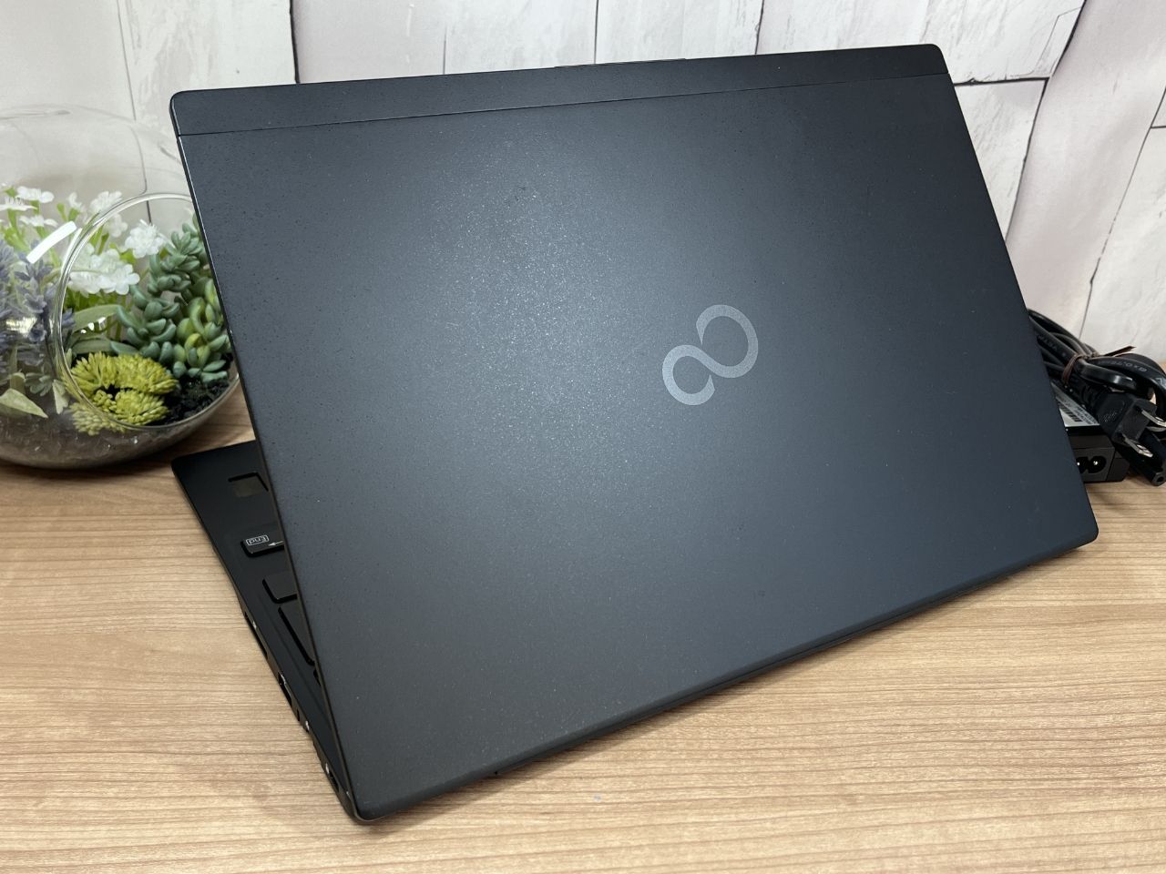 限定 Fujitsu Lifebook U9310/E Core i5 第10世代 SSD256GB Win11