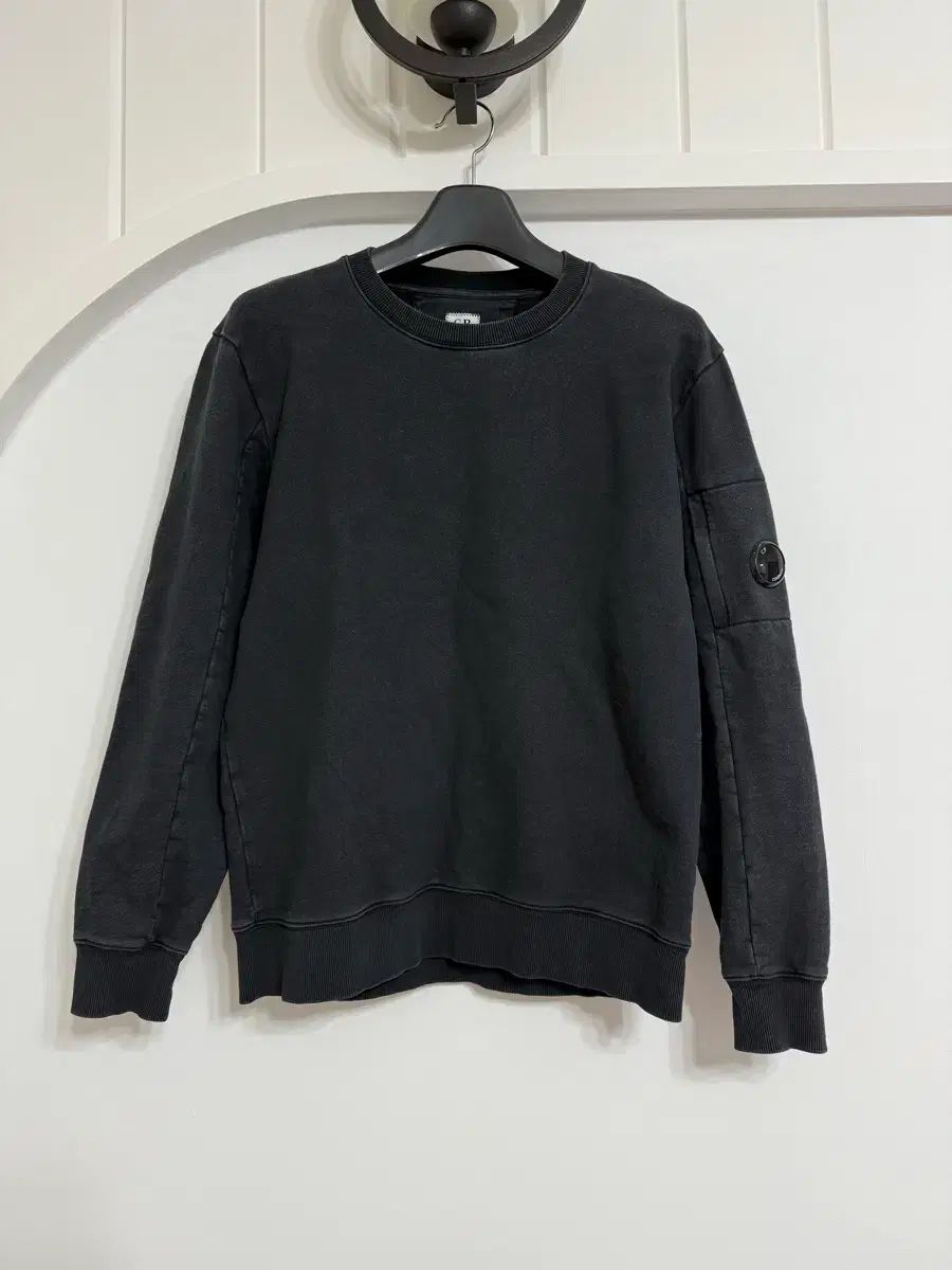 C.P COMPANY シーピーカンパニー スウェット メンズ 【古着】【中古】 メンズ C.P. COMPANY シーピーカンパニー スウェット - メルカリ