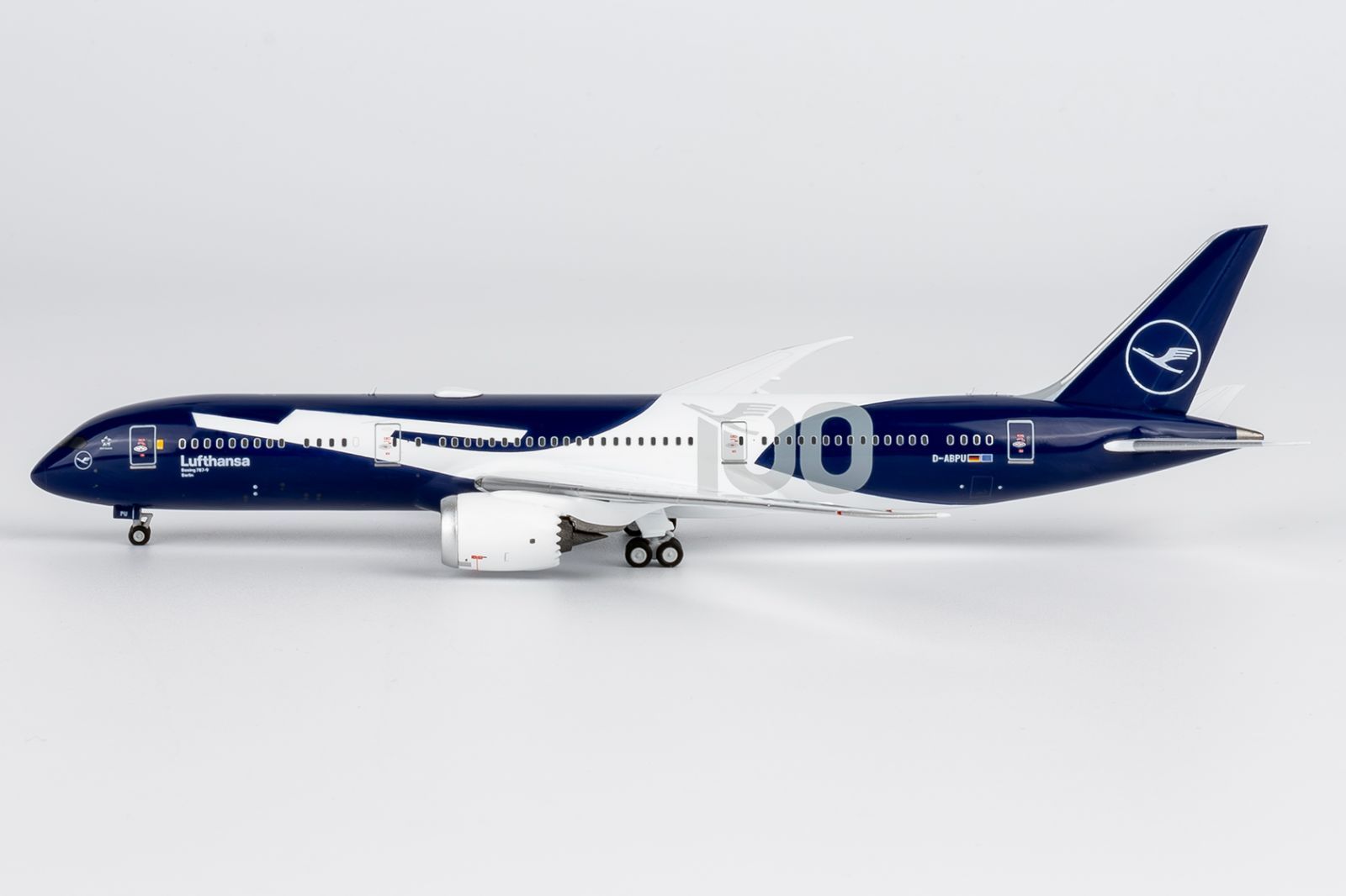 ＊専用商品 Lufthansa 787-9 100周年 ルフトハンザ NGmodel ルフトハンザ 787-9 D-ABPU 100周年記念塗装 1/400 55153