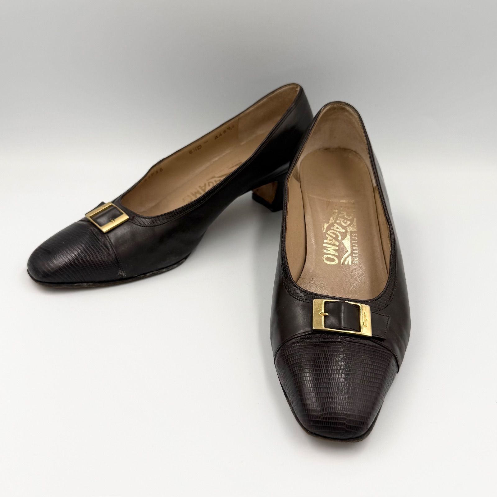 フェラガモ パンプス レディース ヒール 23.5cm Ferragamo - メルカリ