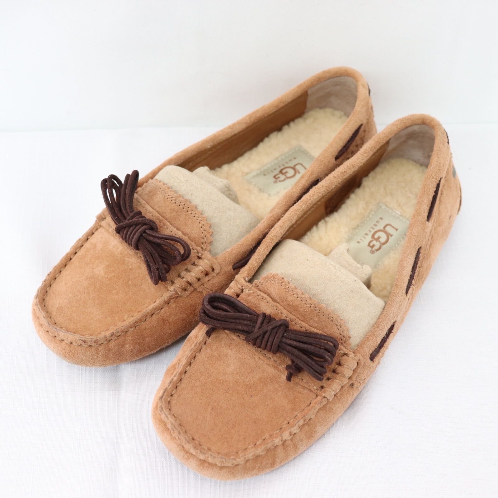 ほぼ未使用】UGG アグ モカシン ブラウン リボン ファースエード 22.5 