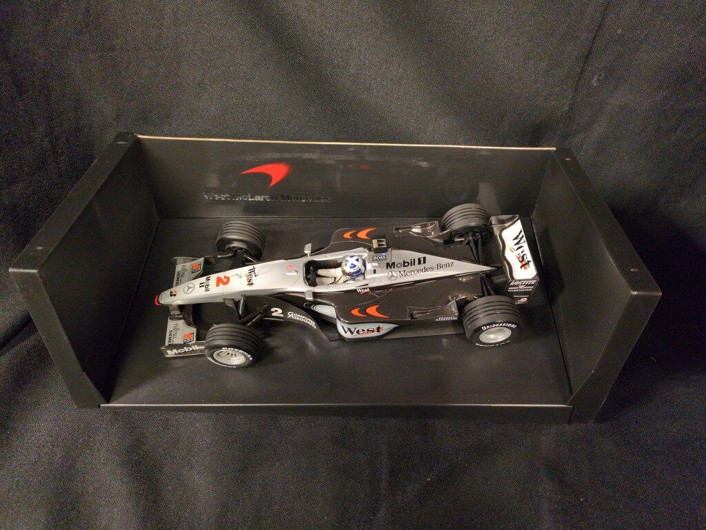ポールズモデルアート 1 18 特注 West McLaren Mercedes